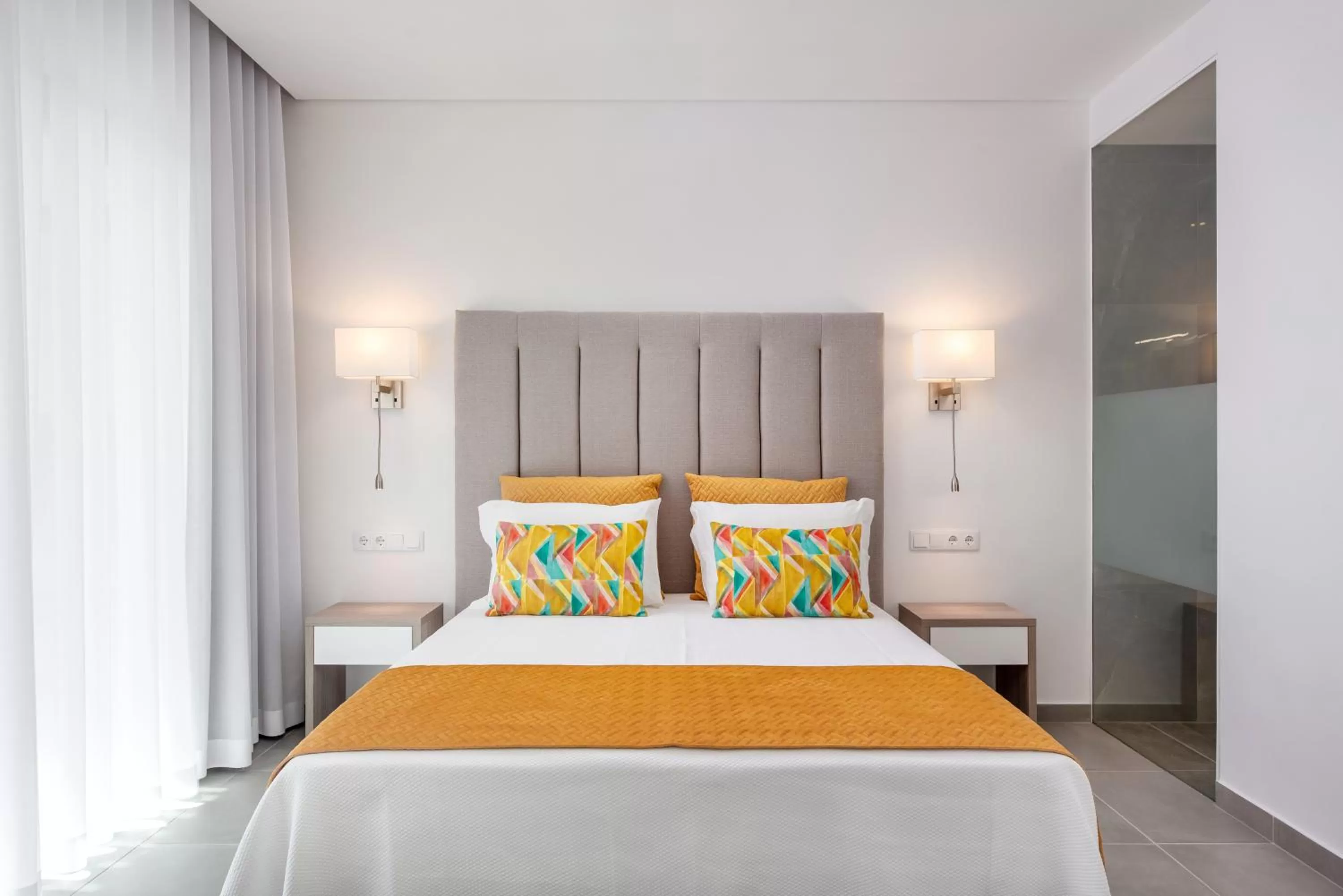 Bed in Vila Luna B&B