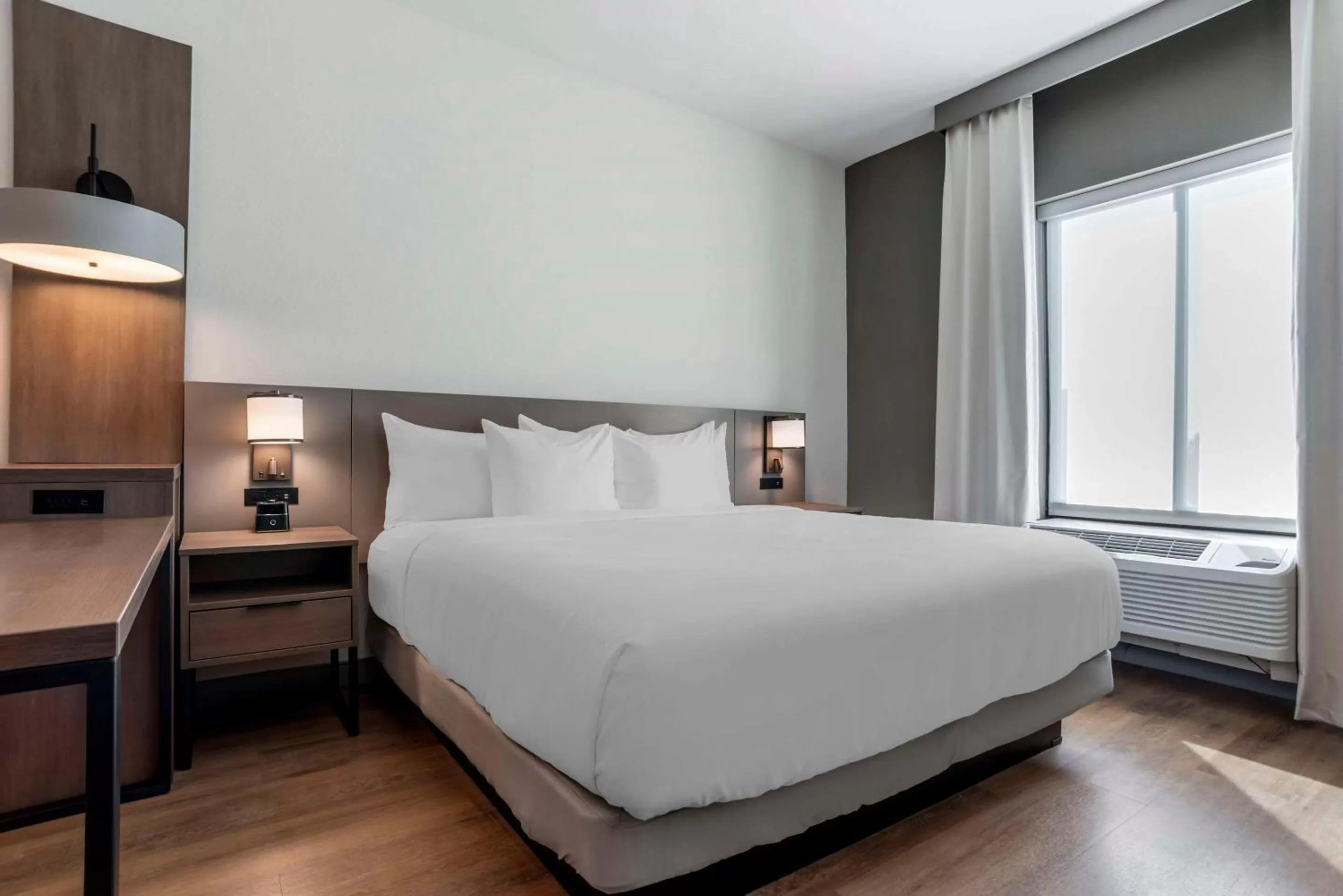 Bed in Comfort Inn & Suites Panama City Beach - Pier Park Area