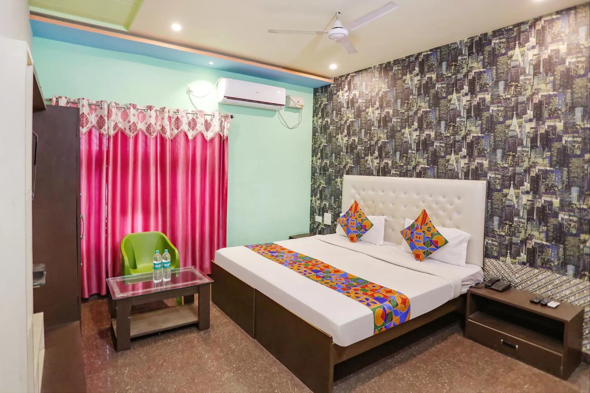 Coffee/tea facilities, Bed in FabHotel Kriti Green - Hanuman Mandir, Lathia