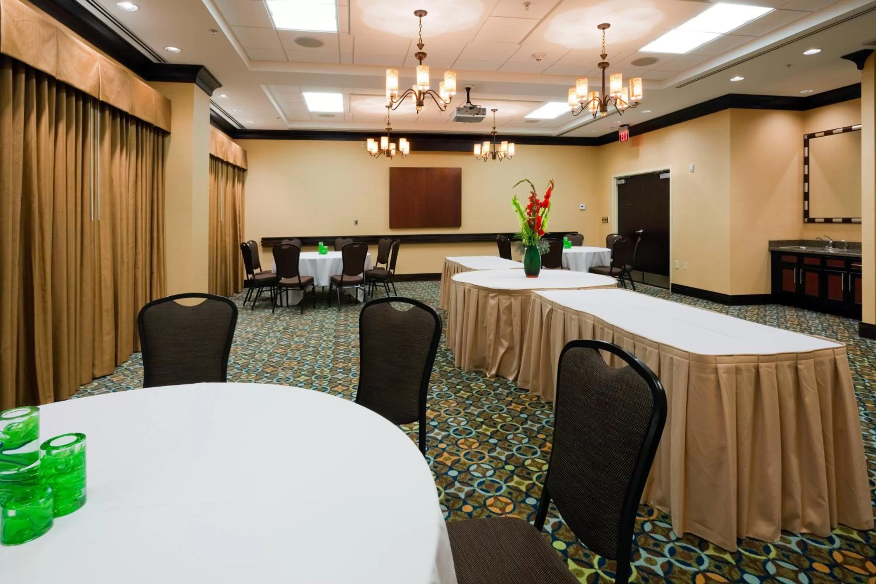 Meeting/conference room in Holiday Inn Express Hotel & Suites Mobile Saraland by IHG