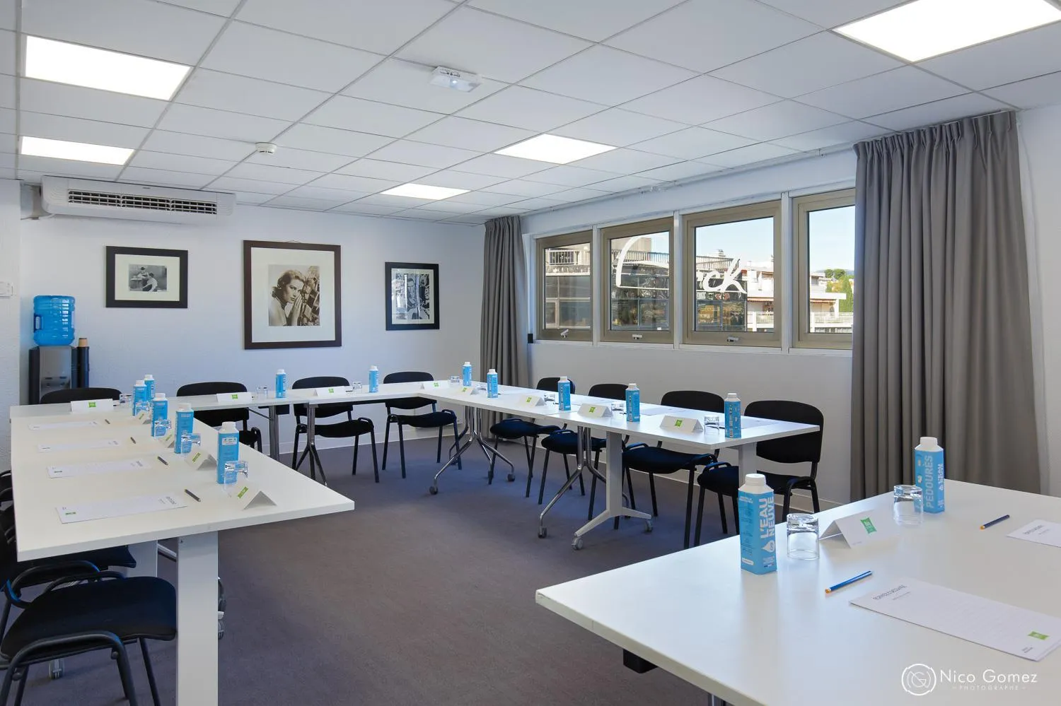 Meeting/conference room in ibis Styles Cannes Le Cannet