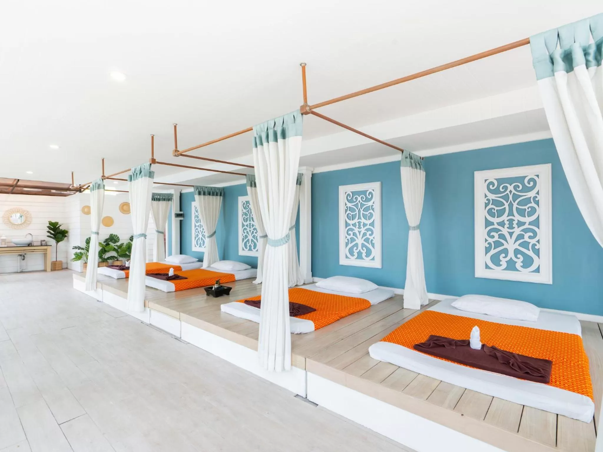 Massage in Cosy Beach Hotel - SHA Extra Plus