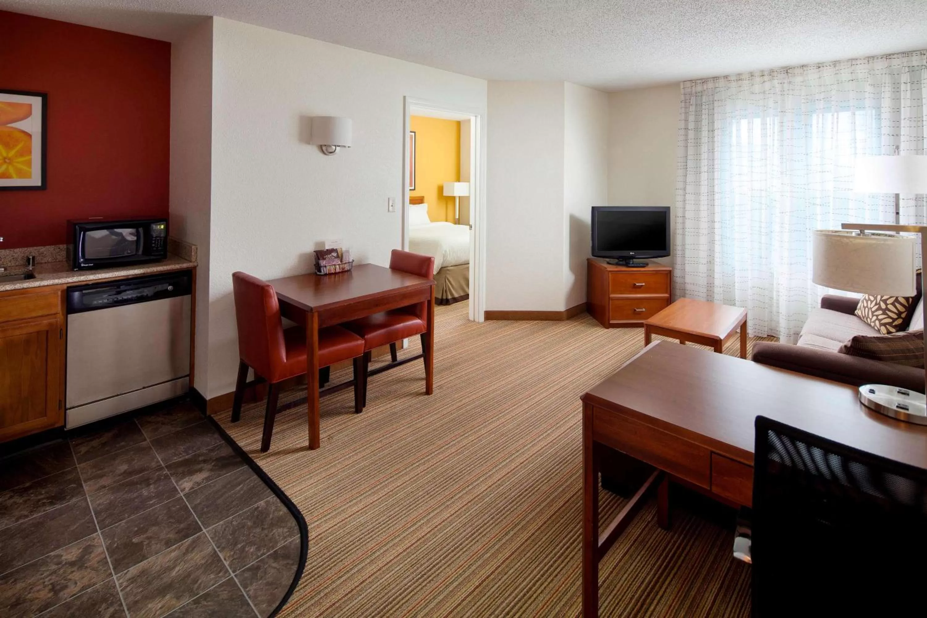 Bed in Sonesta ES Suites Charleston