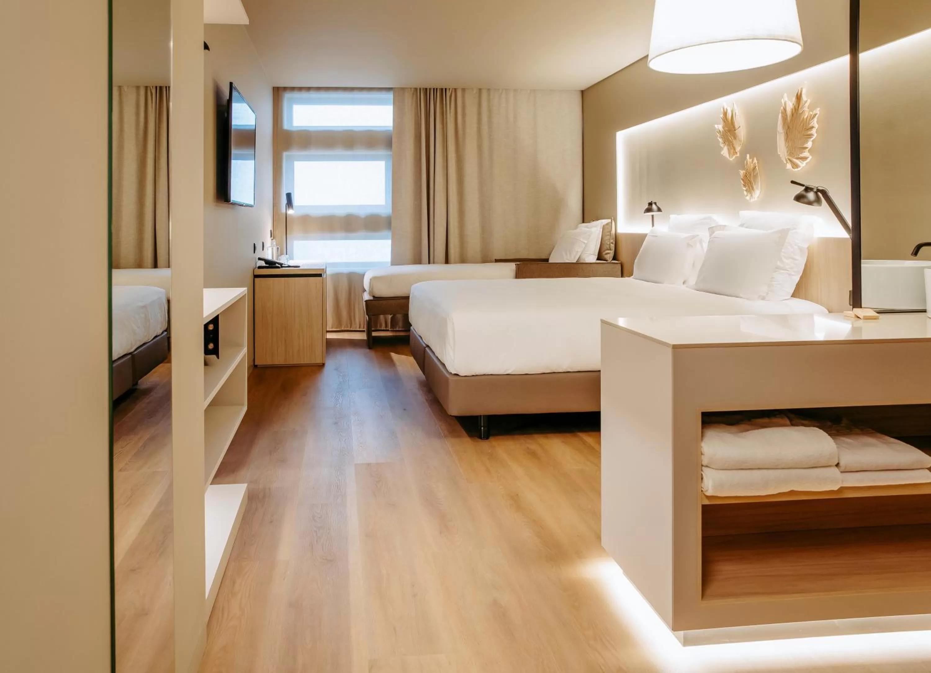 Photo of the whole room, Bed in Mercure Fátima