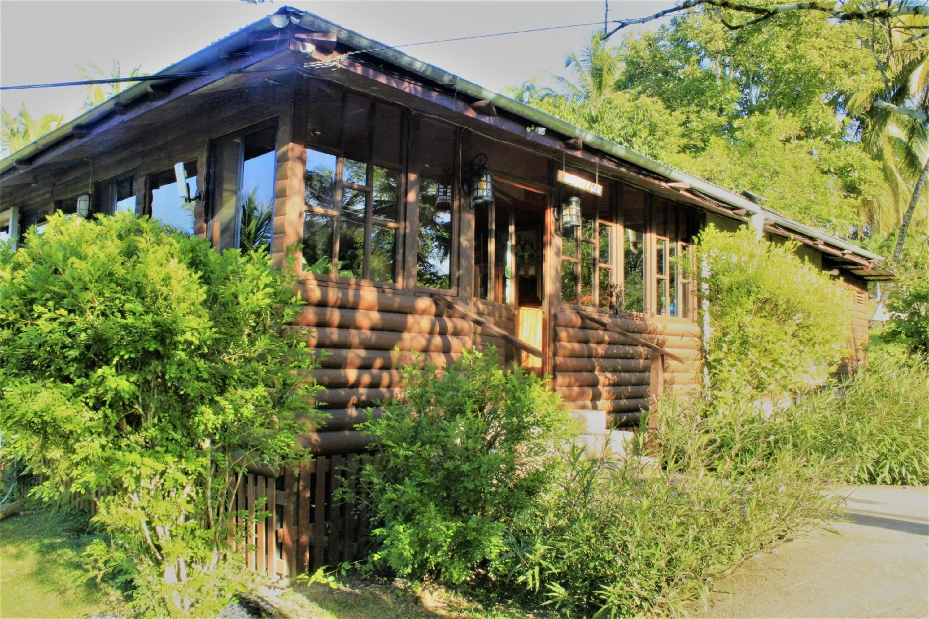 Lobby or reception in The Log Cab-Inn