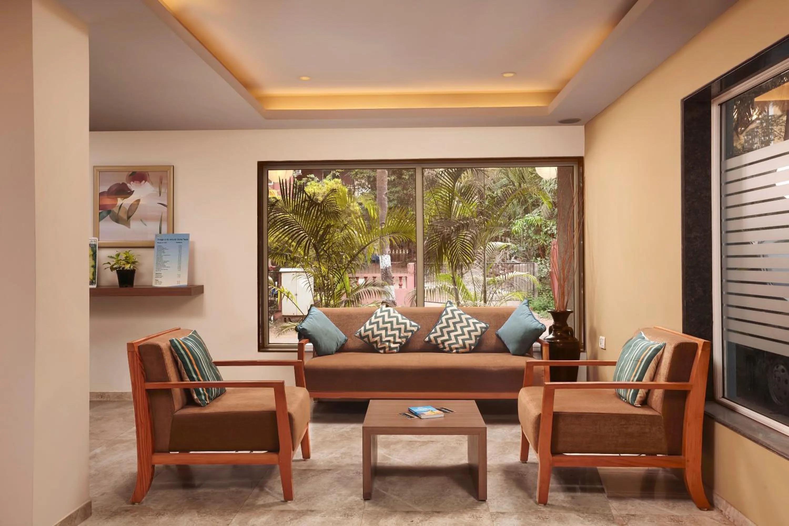 Lobby or reception in The Hawaii Comforts Panjim Donapaula