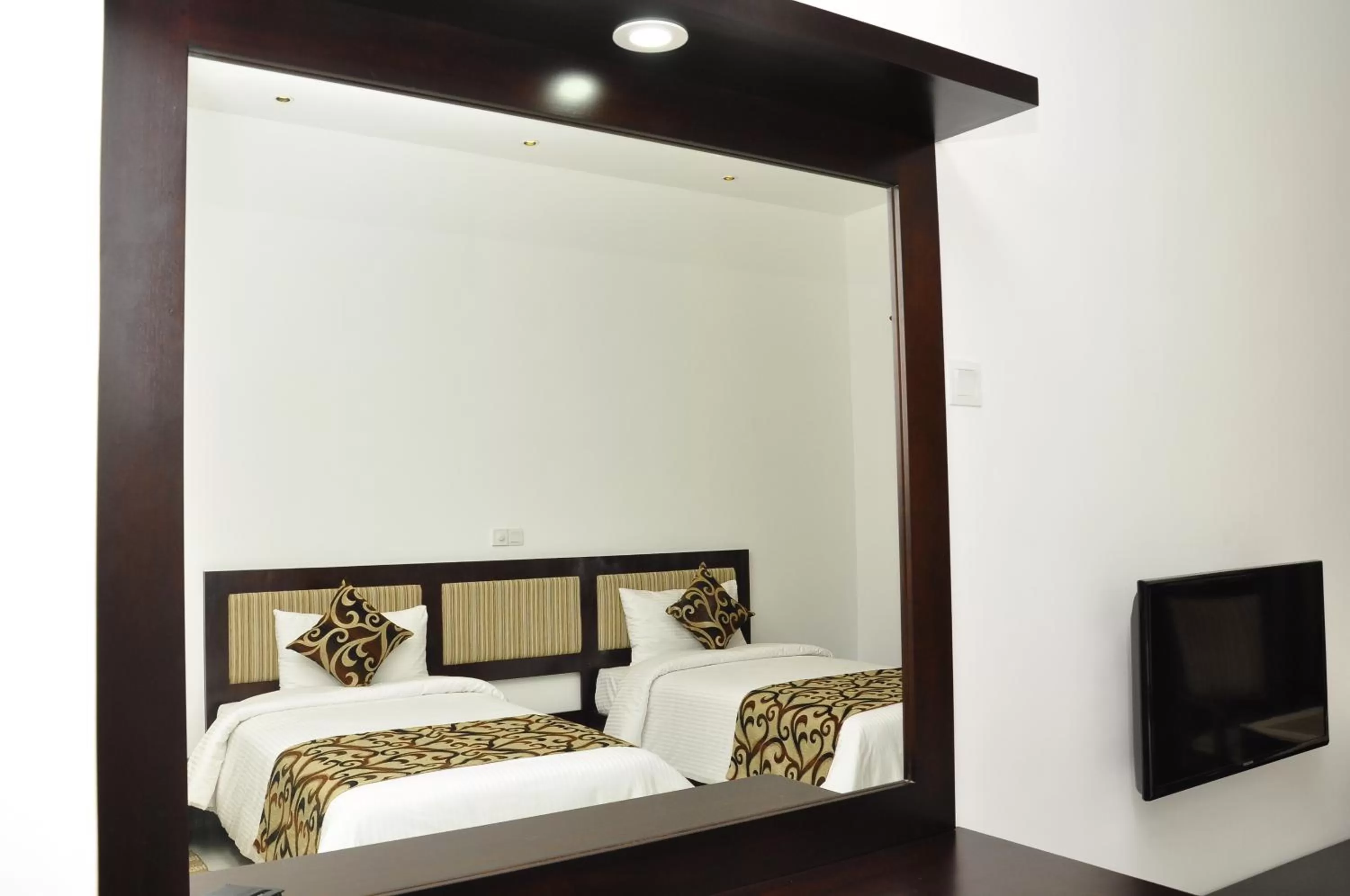 Other, Bed in Ruins Chaaya Hotel