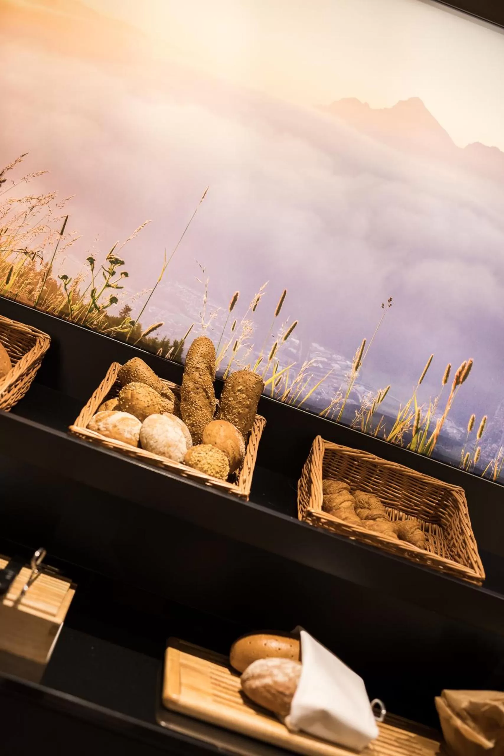 Buffet breakfast in Alpenhotel Tirolerhof