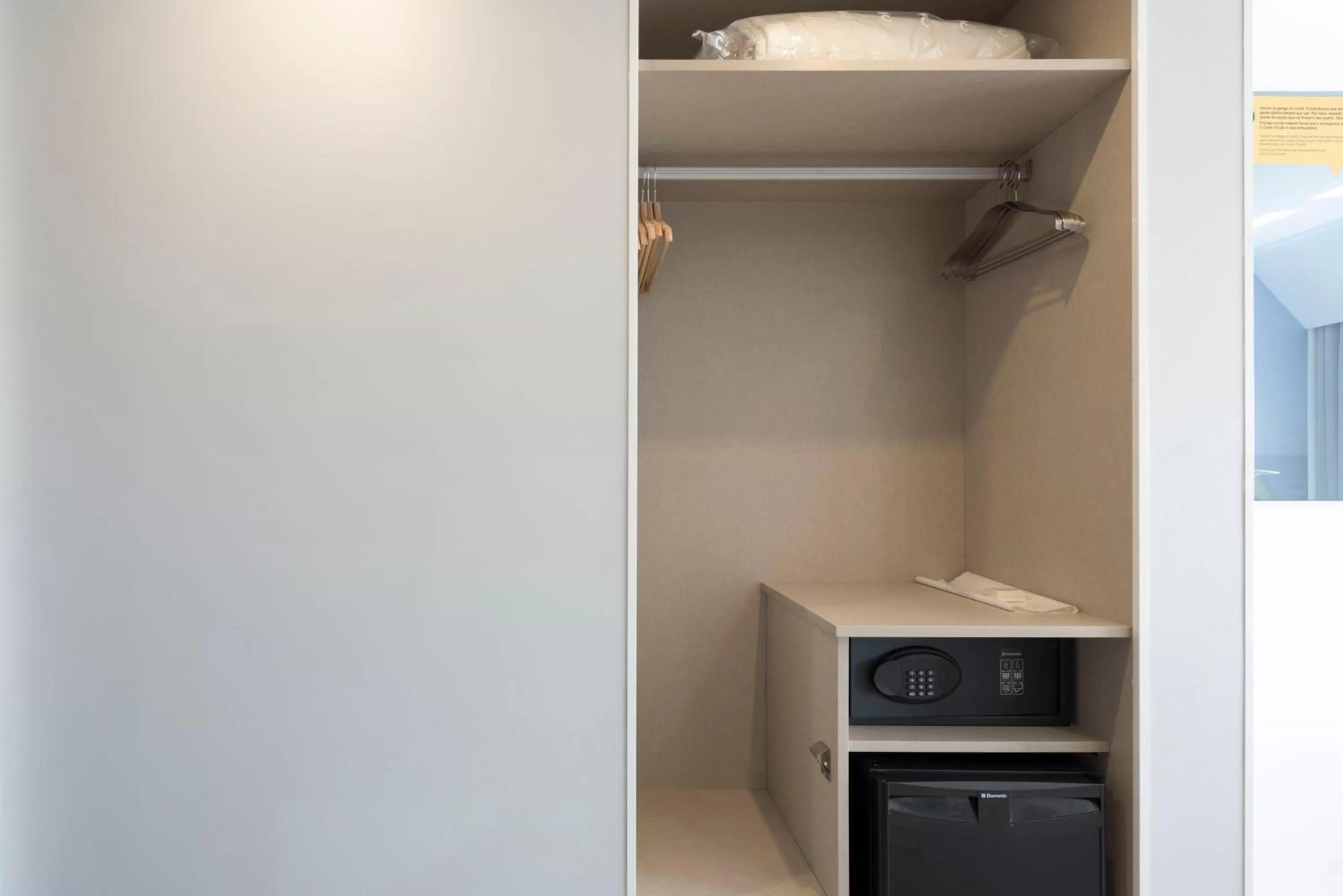 safe in Varzinn Hotel