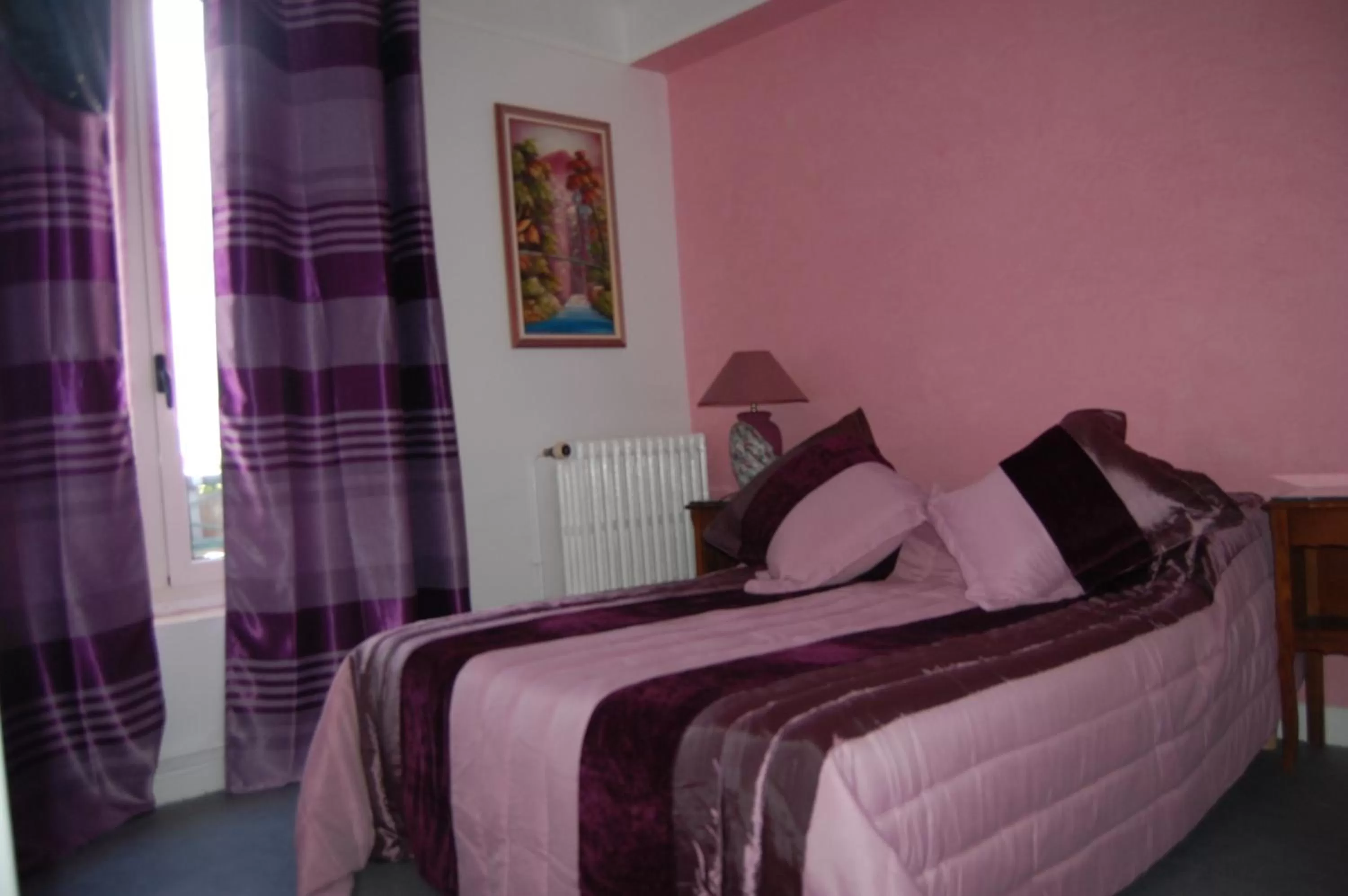 Day, Bed in Hotel La Tour