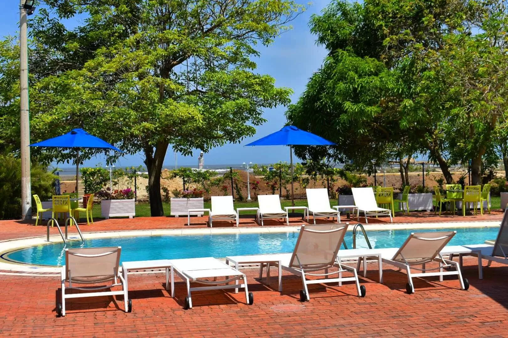 Swimming Pool in Porto Bello Hotel Boutique