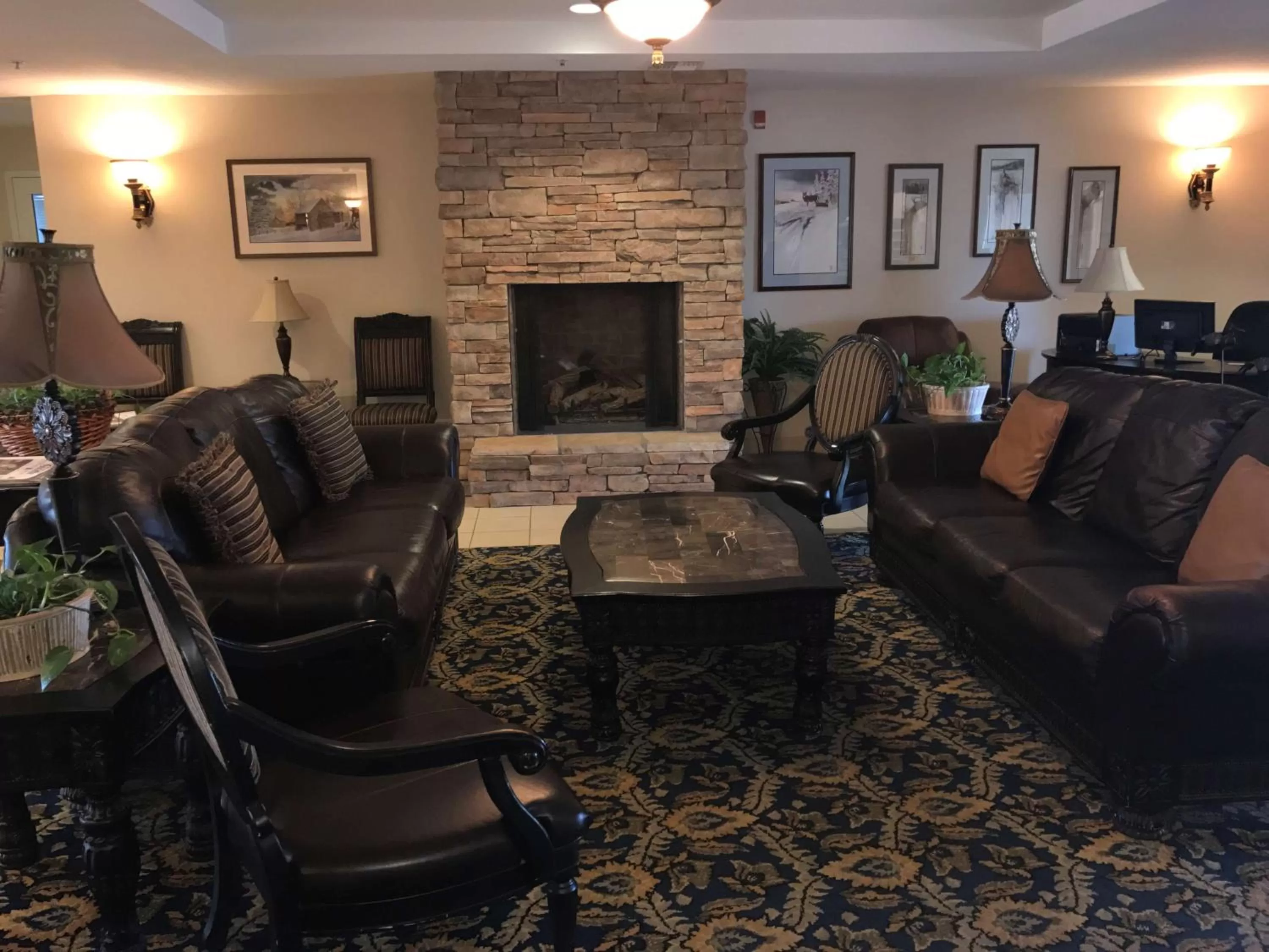 Lobby or reception in SureStay Plus Hotel by Best Western Billings