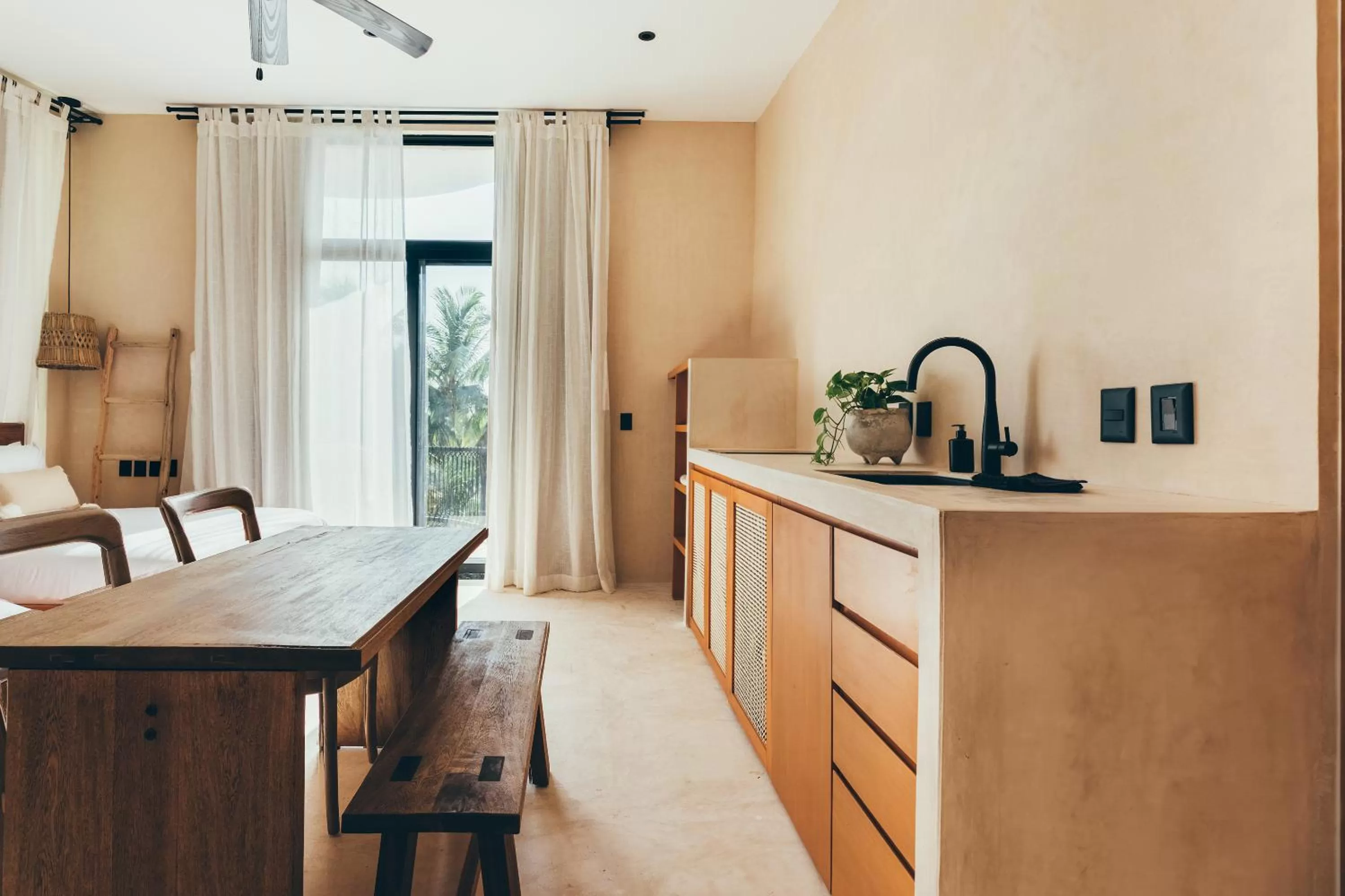 View (from property/room), Kitchen/Kitchenette in Cucu Hotel El Cuyo