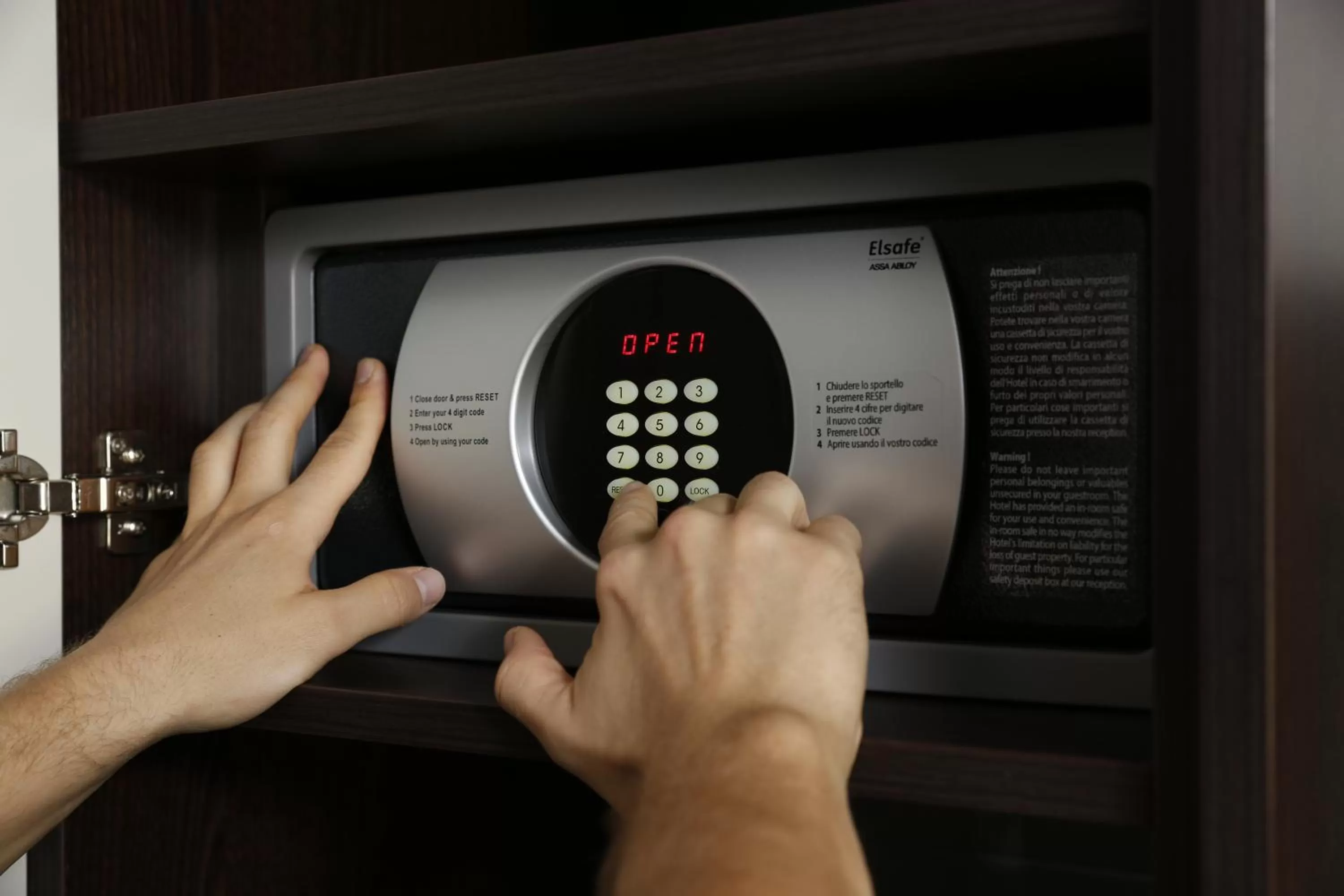 safe in Cerretani Hotel Firenze - MGallery Collection