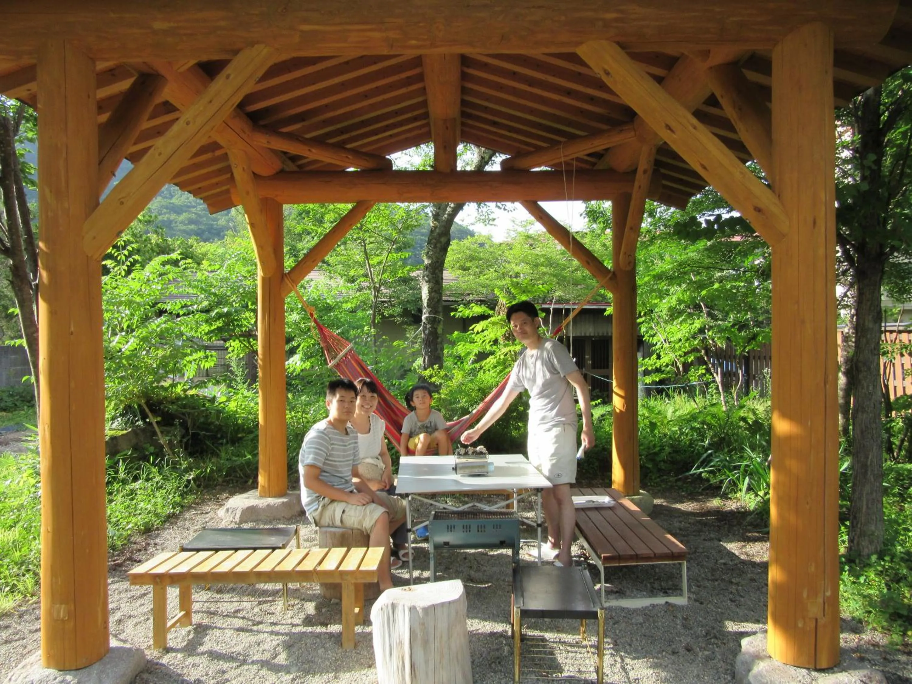 BBQ facilities in Tsuyukusa
