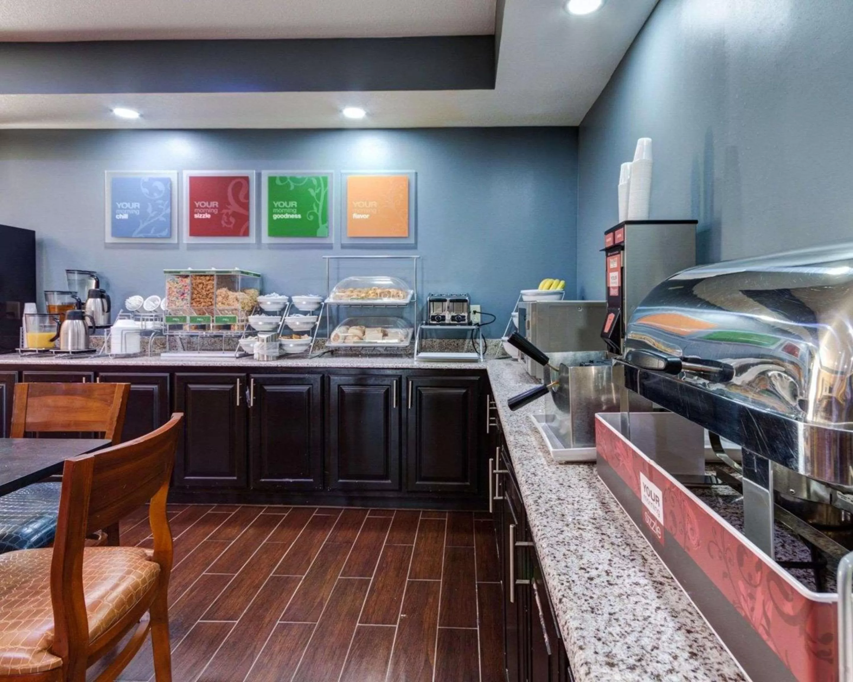 Restaurant/places to eat in Comfort Suites Lake Ray Hubbard