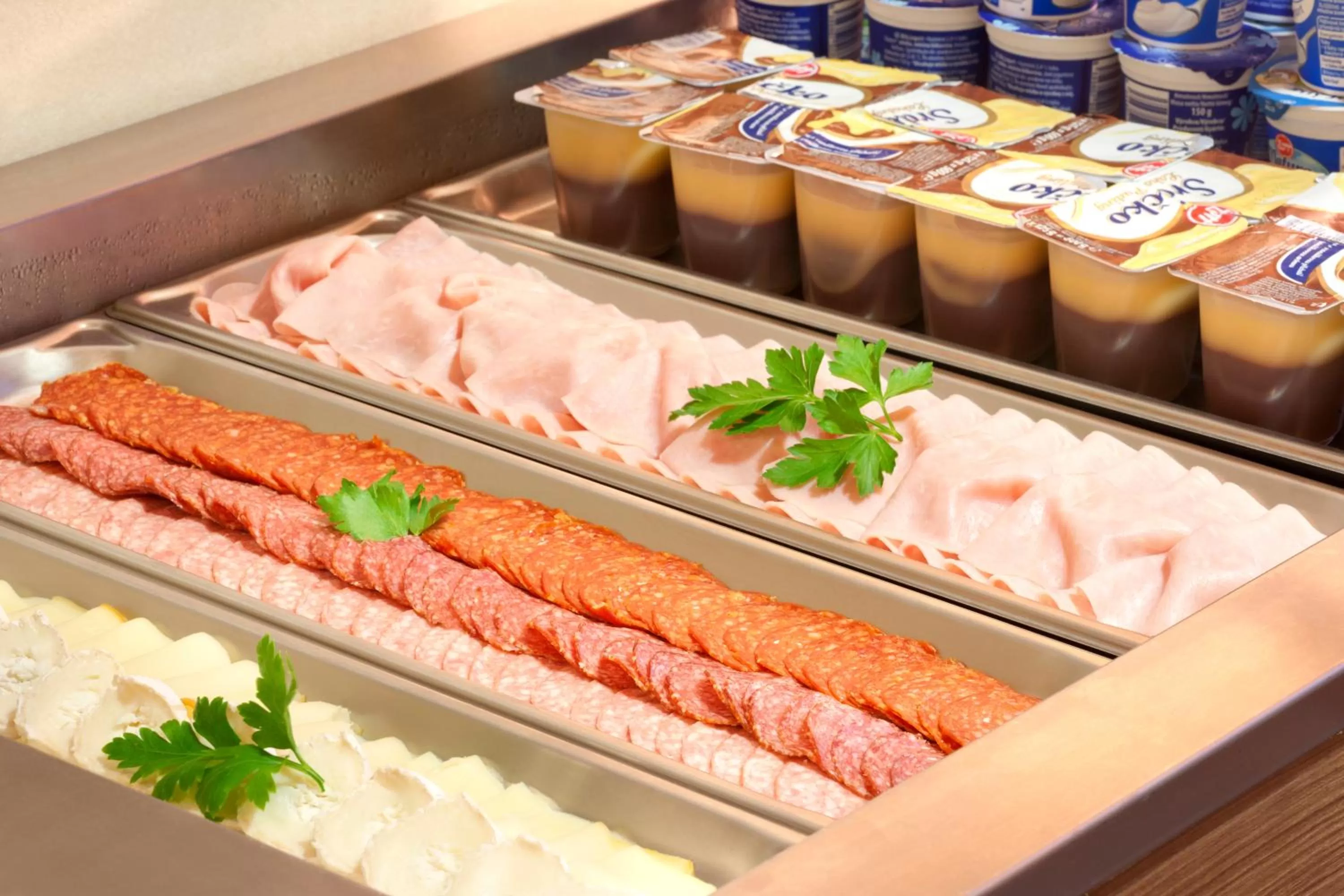 Food in Akcent hotel