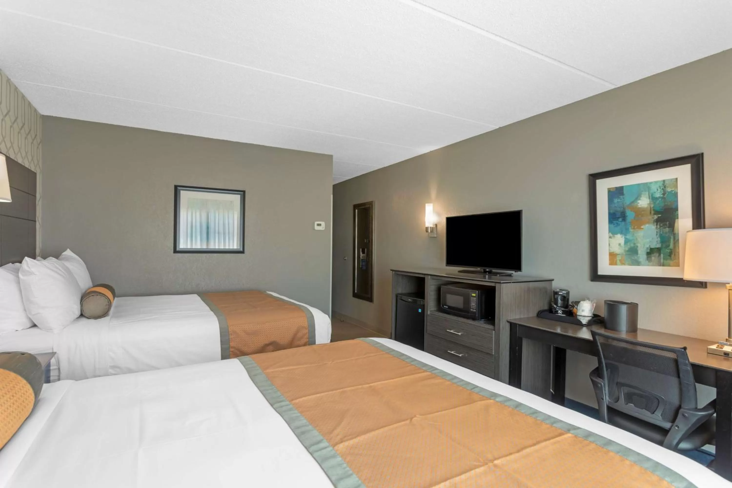 Bedroom, Bed in Best Western Plus Bowling Green