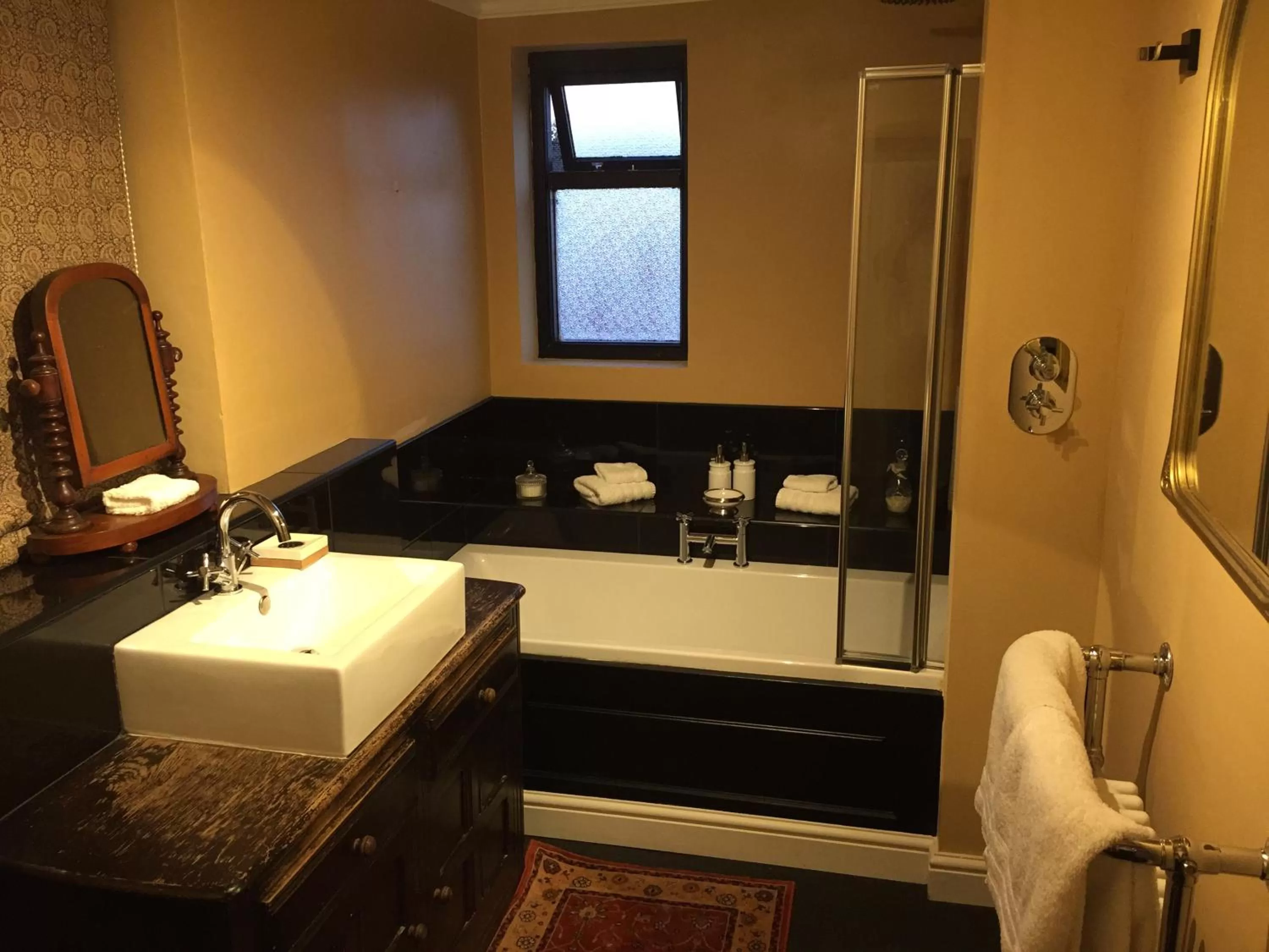 Bathroom in The Fox and Hounds