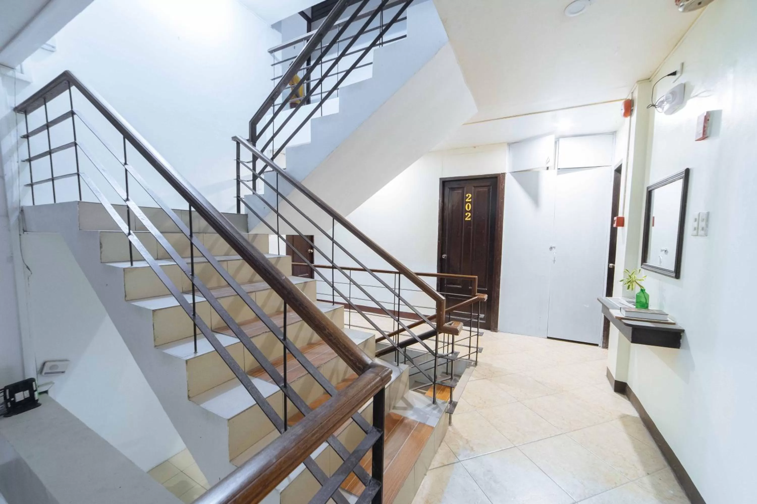 Property building in RedDoorz @ Ledesco Avenue Lapaz Iloilo