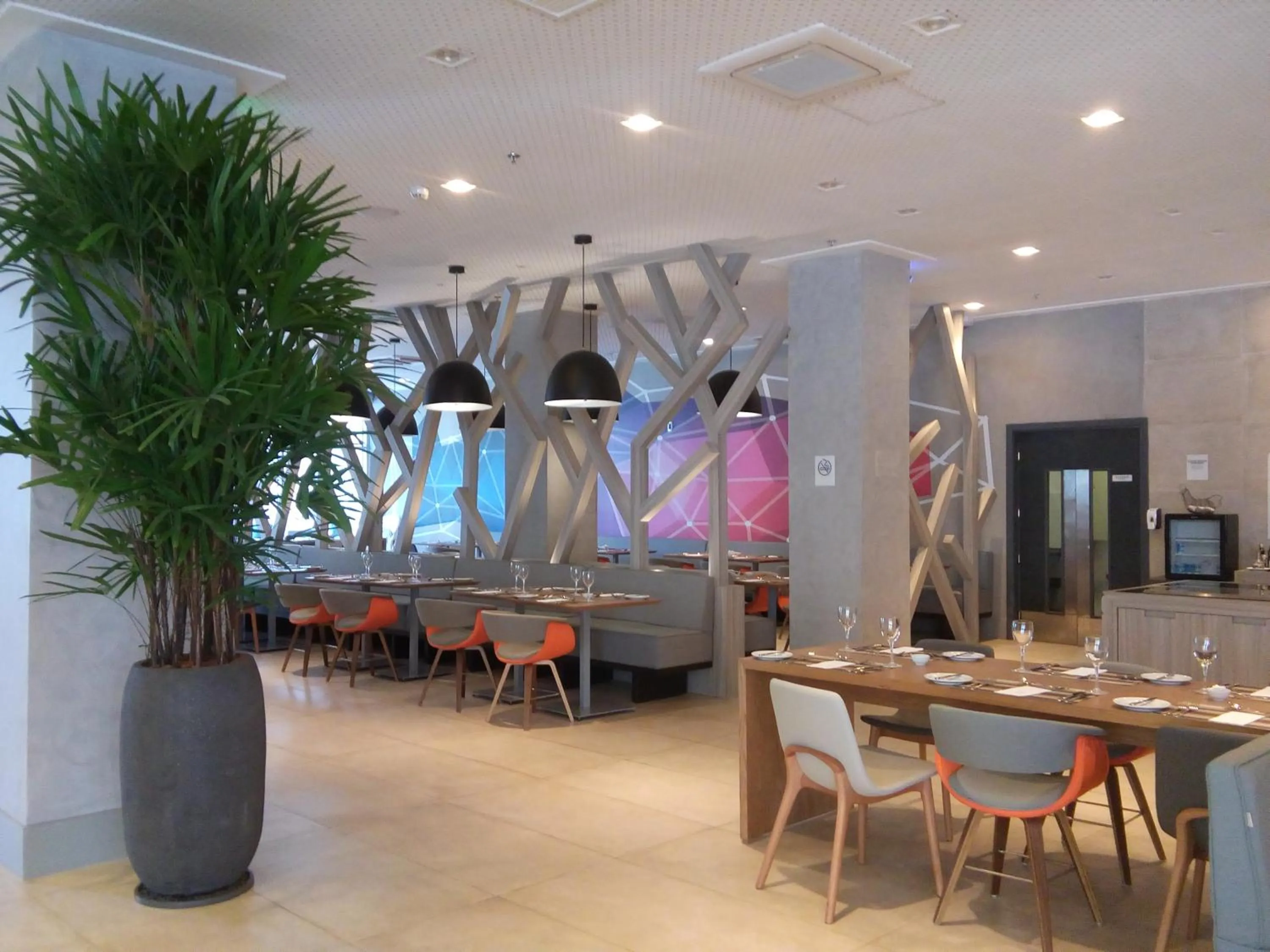 Restaurant/places to eat in Novotel RJ Porto Atlantico
