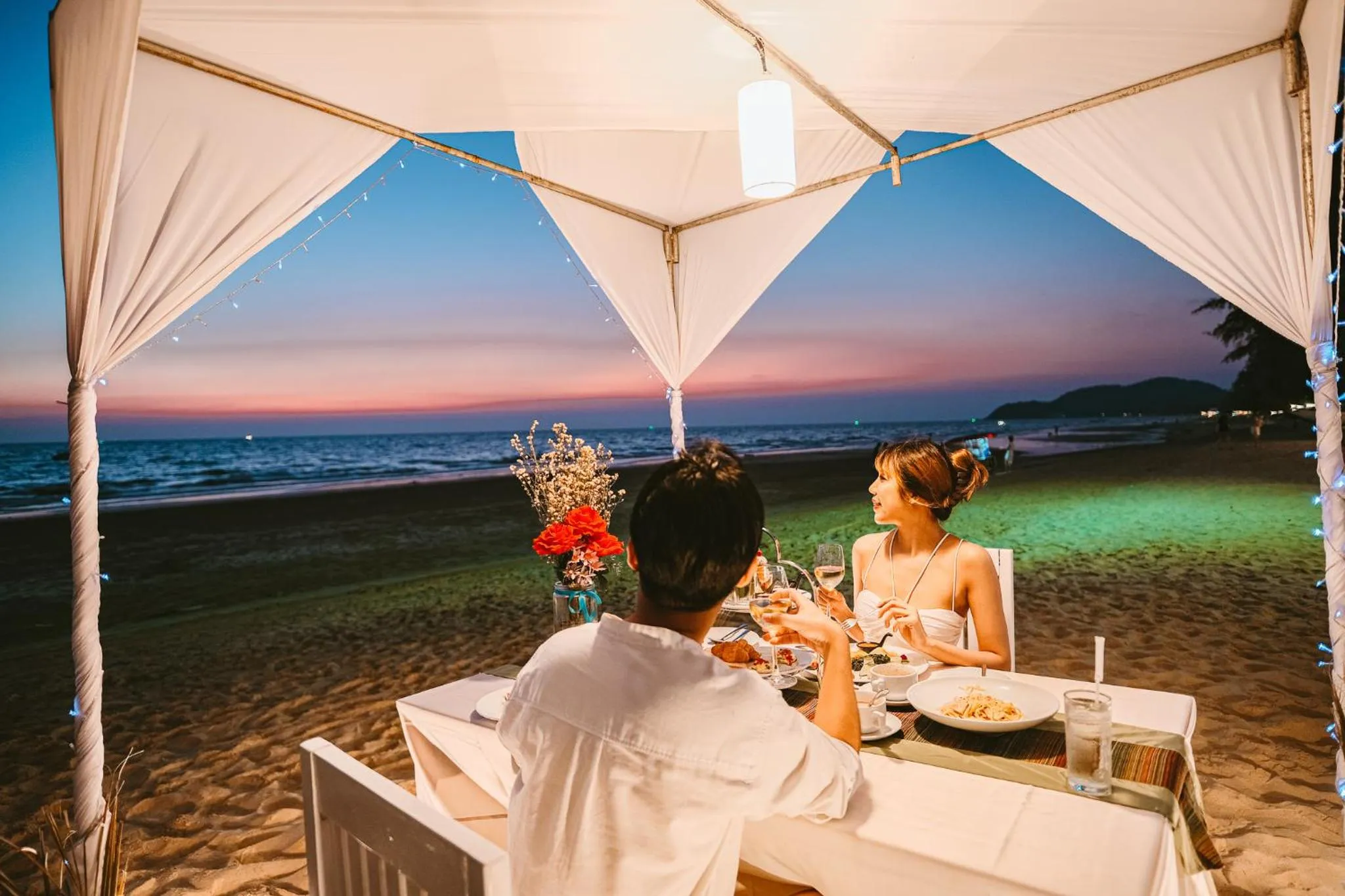 Restaurant/places to eat in Chaolao Tosang Beach Hotel