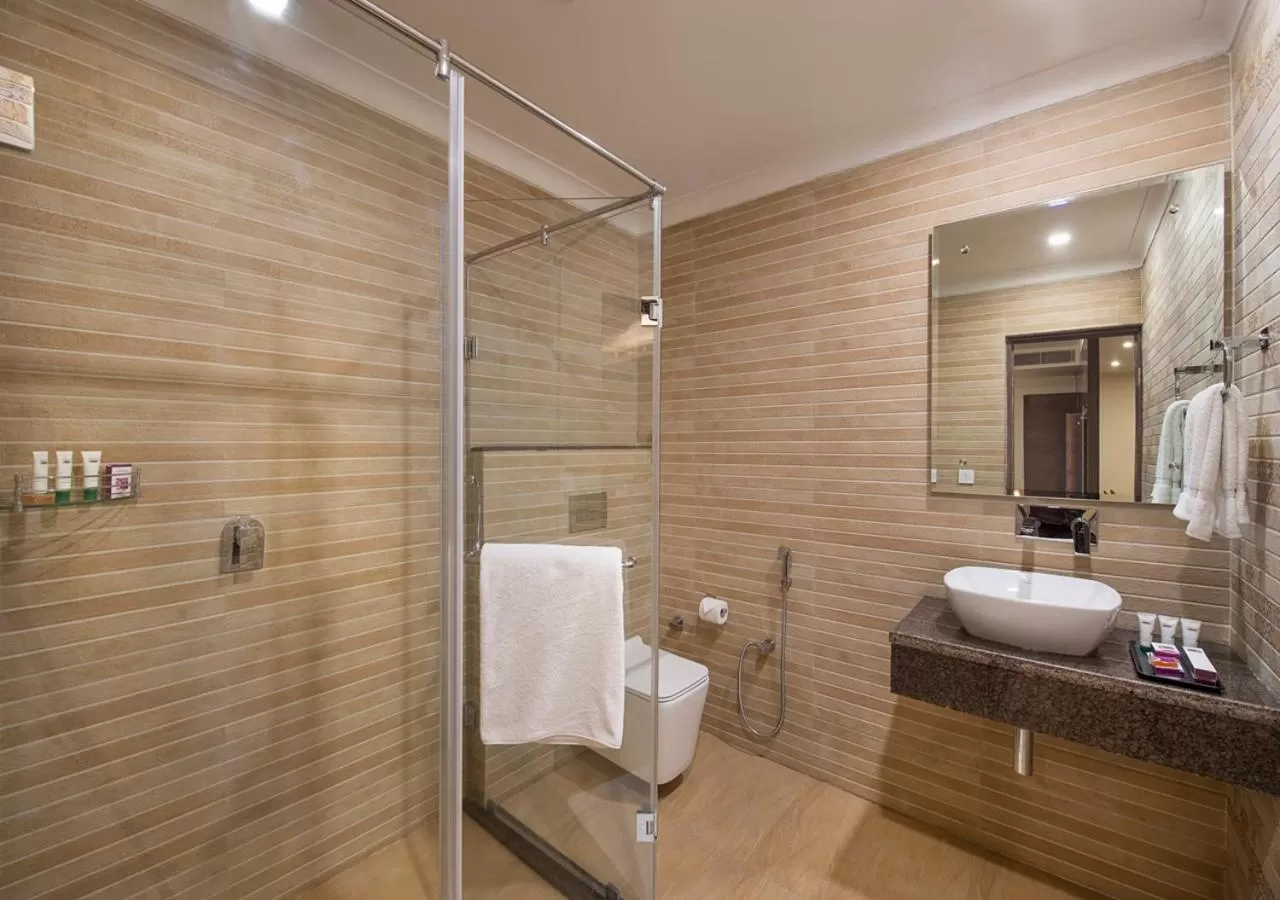 Clarks Inn Suites Katra