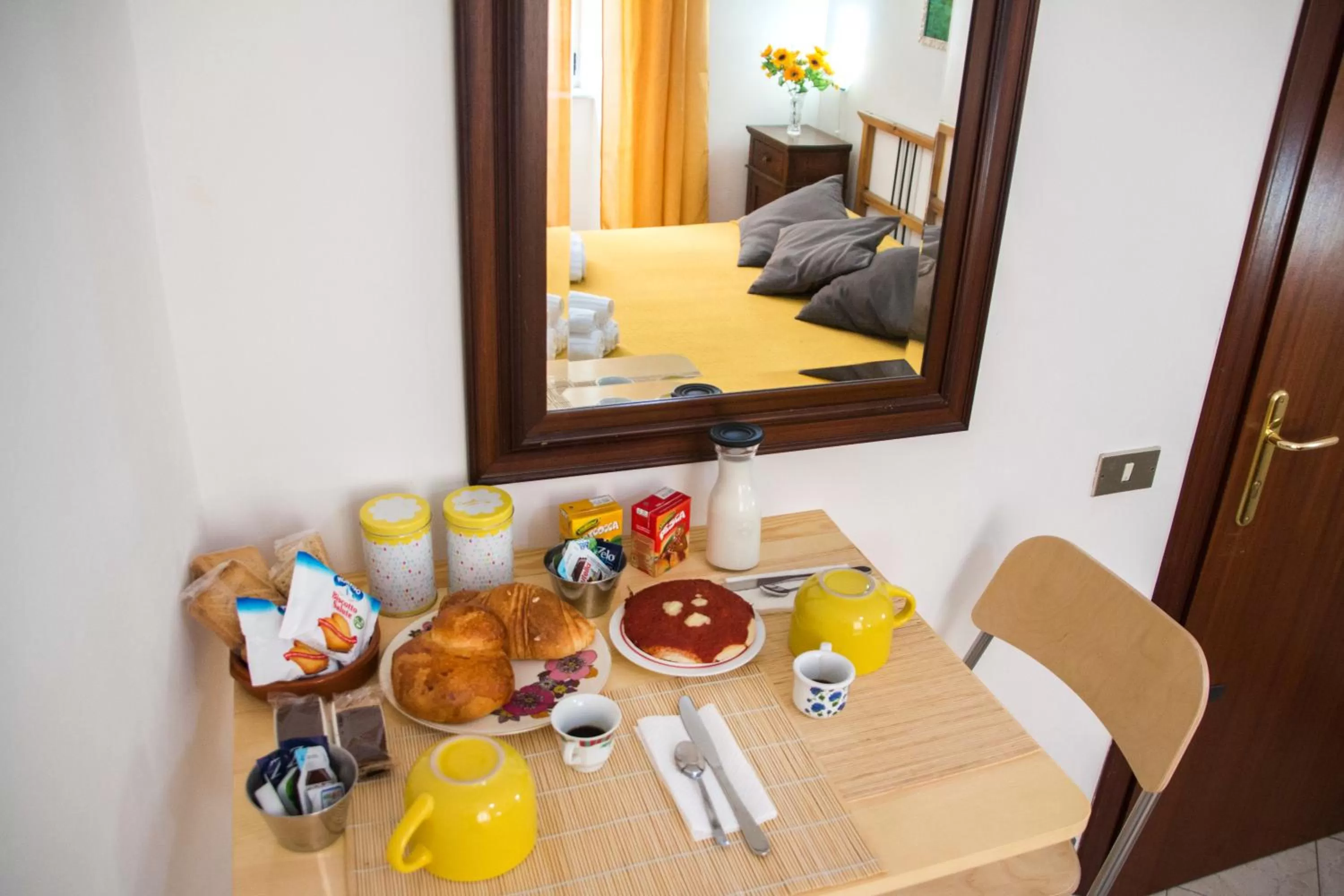 Bedroom in B&B Carbonara Napoli