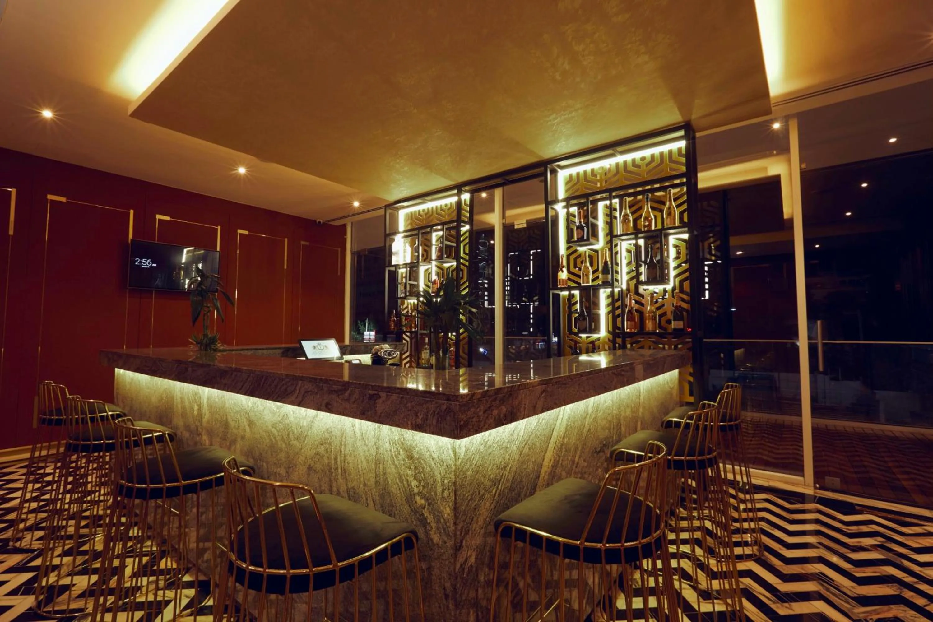 Lounge or bar in Number One Oxford Street Hotel & Suites