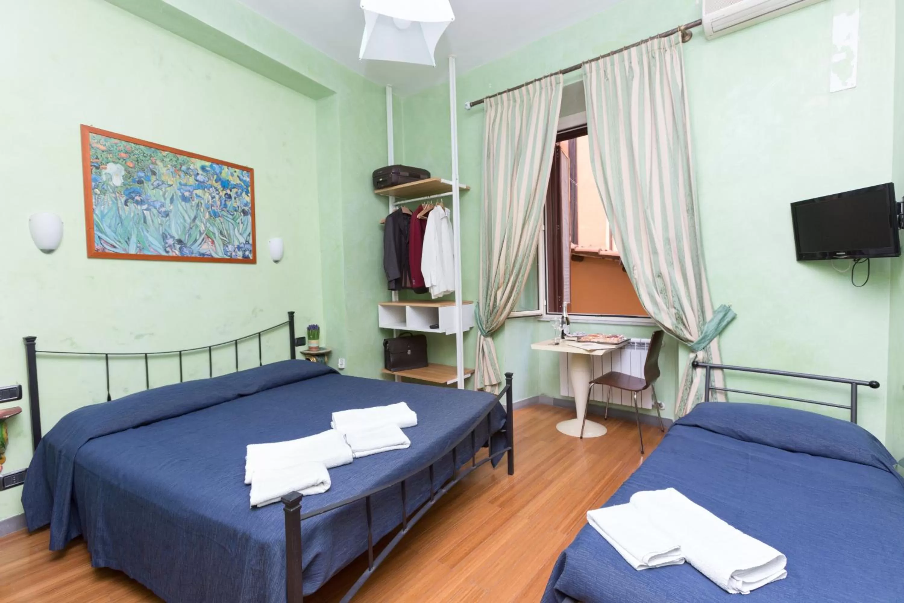 Bed in DomusAmor Colosseo