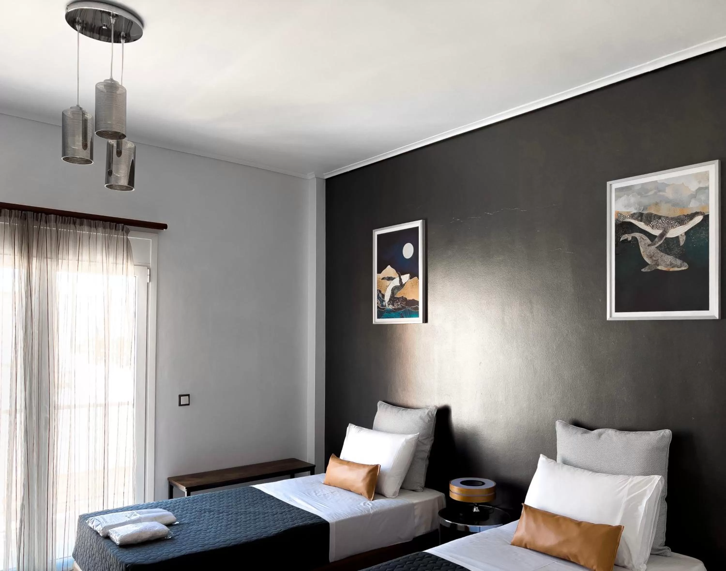 Bed in NJ Apartments-Deluxe Edition