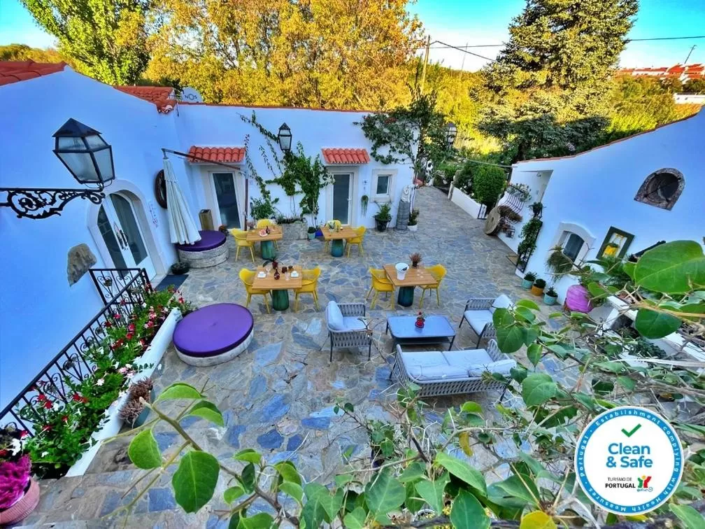 Property building in Casalinho da Azenha - Charm House