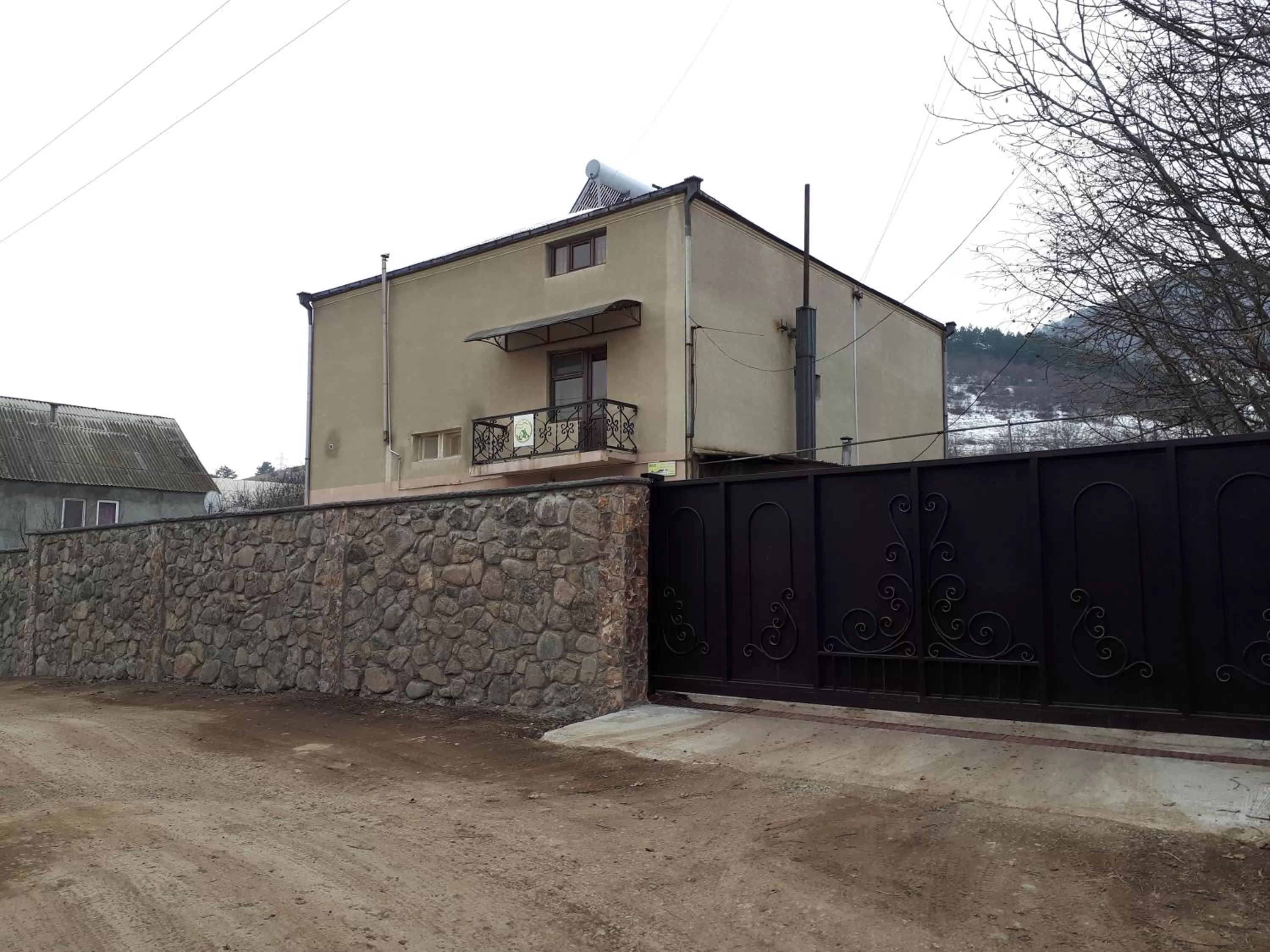 Area and facilities, Property Building in B&B Odzun