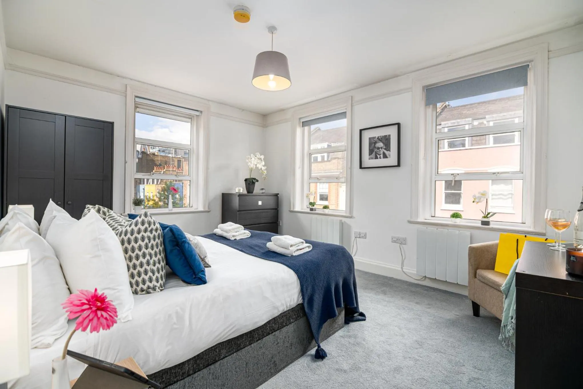 Bed in Bond Street Serviced Apartment