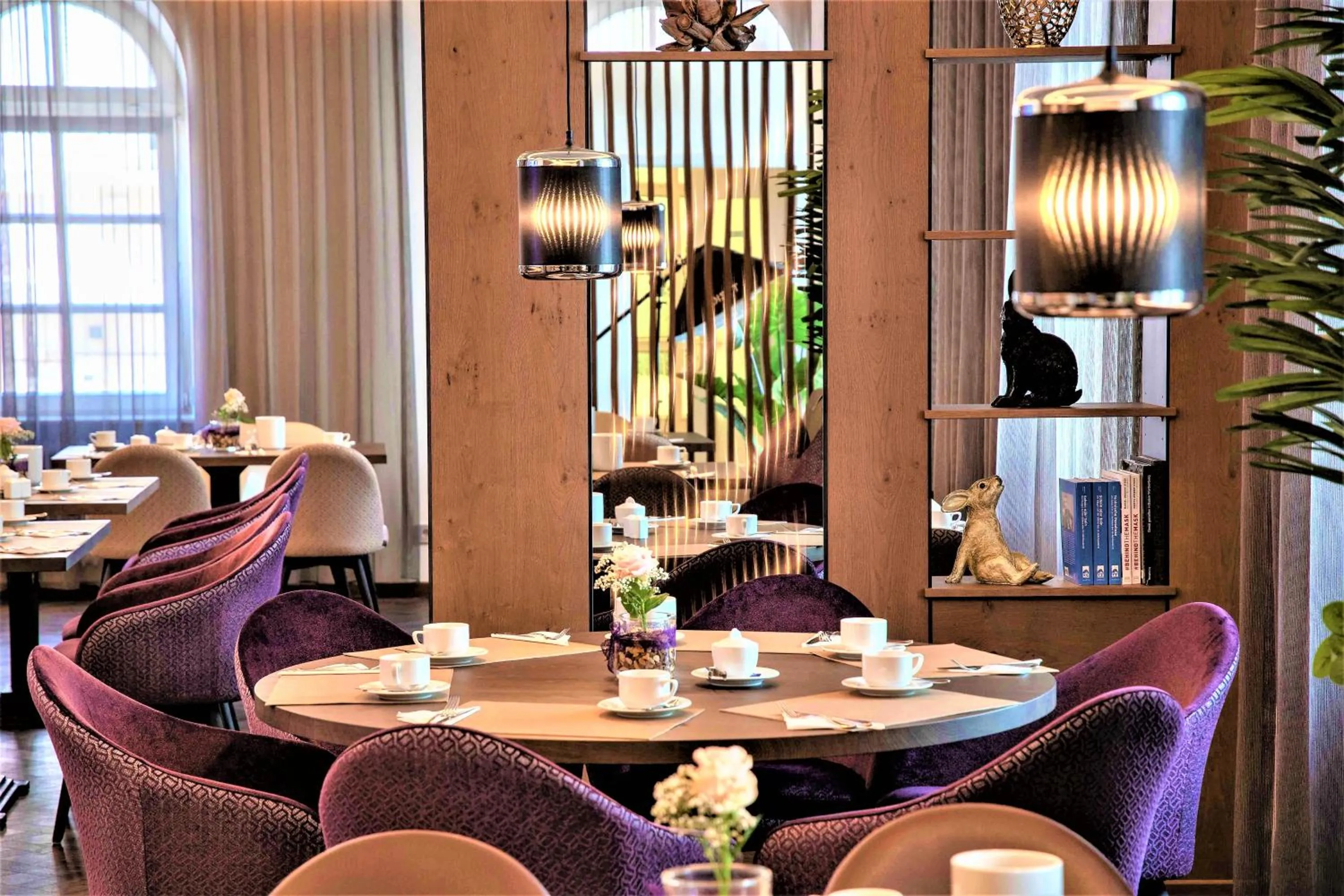 Restaurant/places to eat in Hotel Merkur - Superior