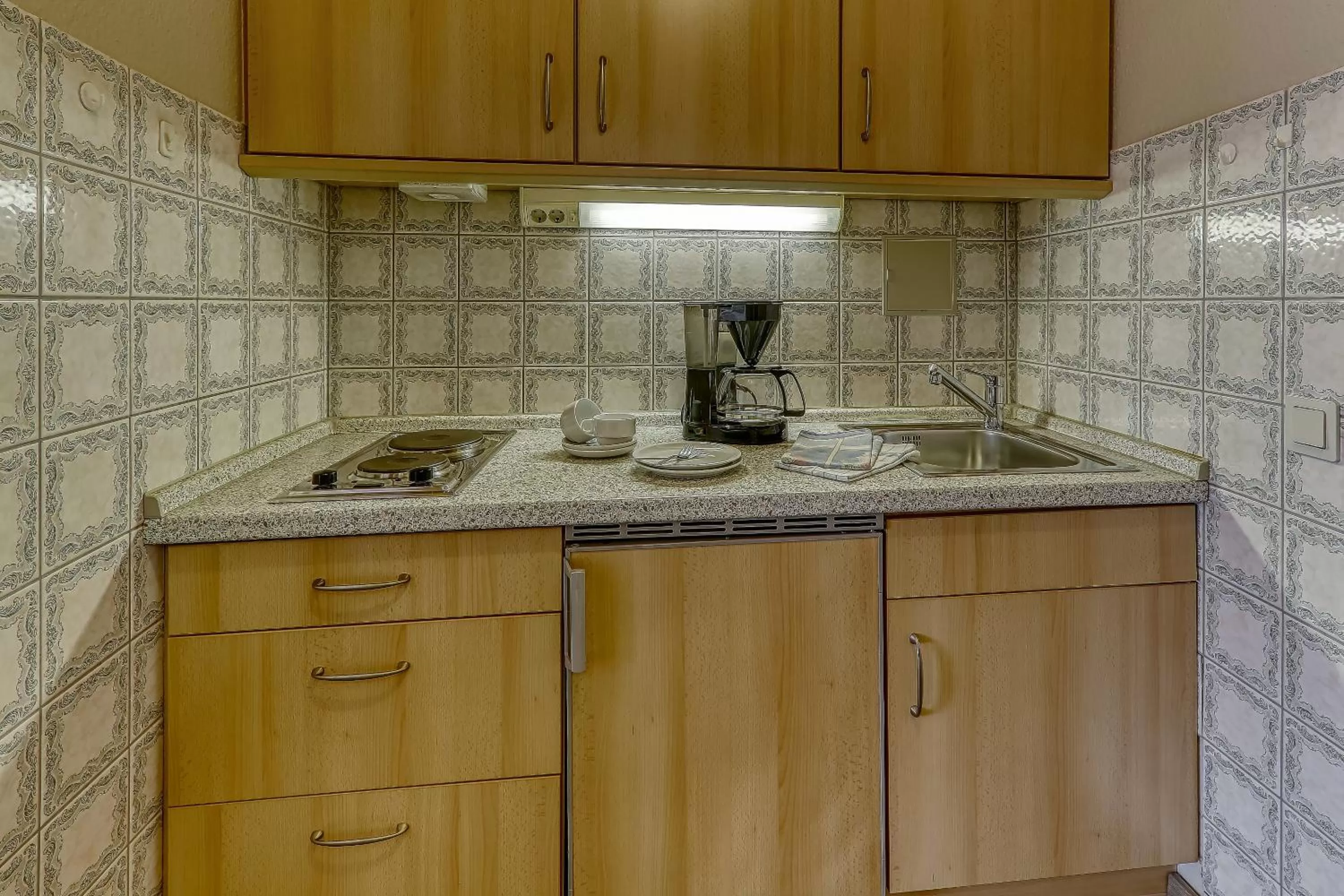 Coffee/tea facilities, Kitchen/Kitchenette in Kurpension Freudenstein