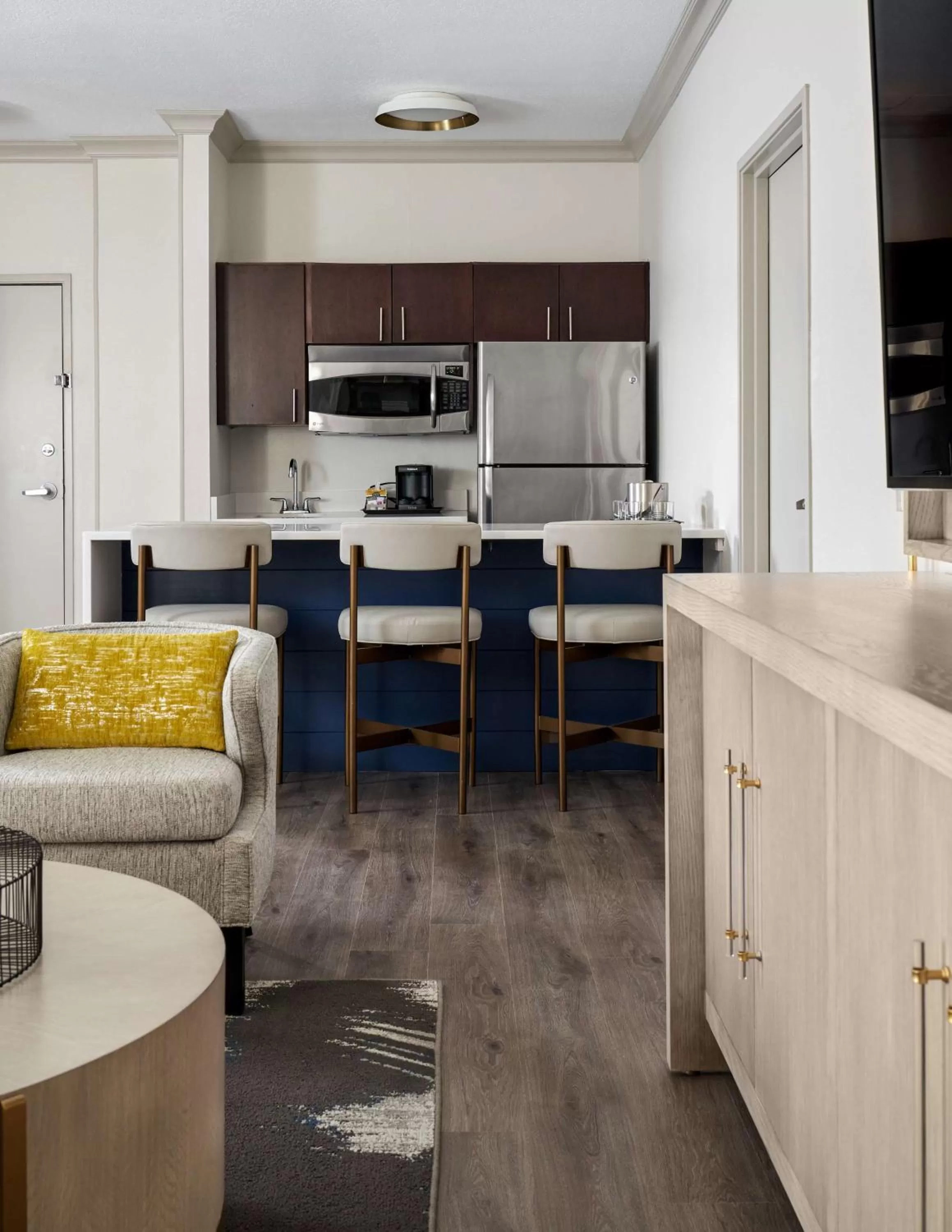 Kitchen or kitchenette in DoubleTree by Hilton Hotel Dallas - Love Field
