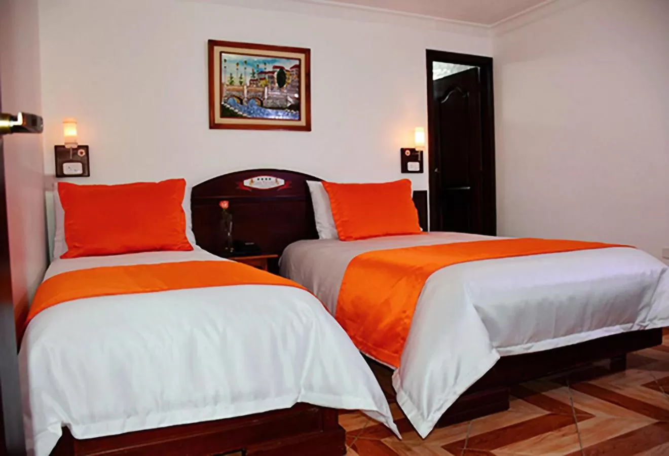 Bed in Hotel Plaza Victoria