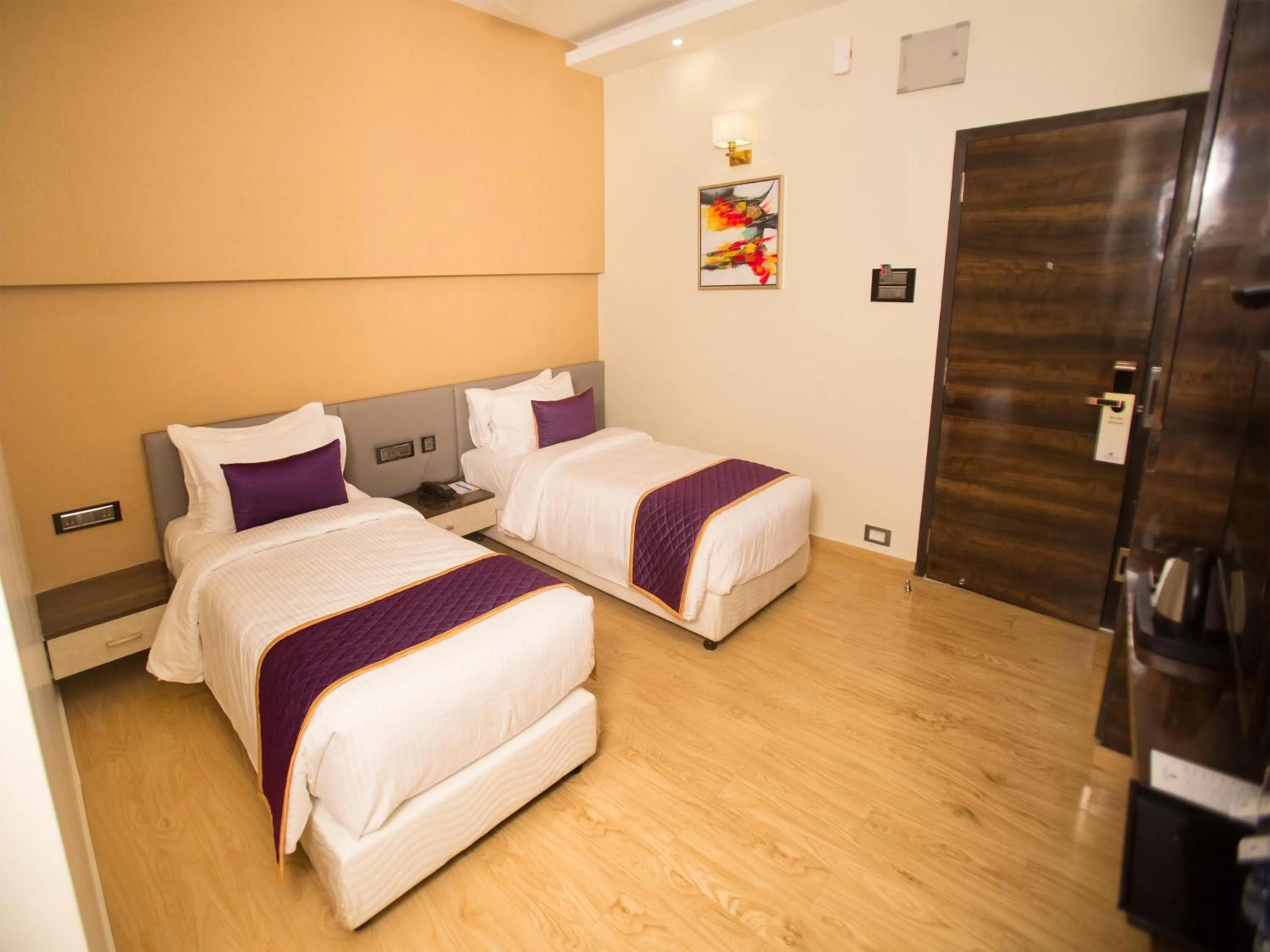 Bedroom, Bed in ST Parklane Airport Hotel Chennai