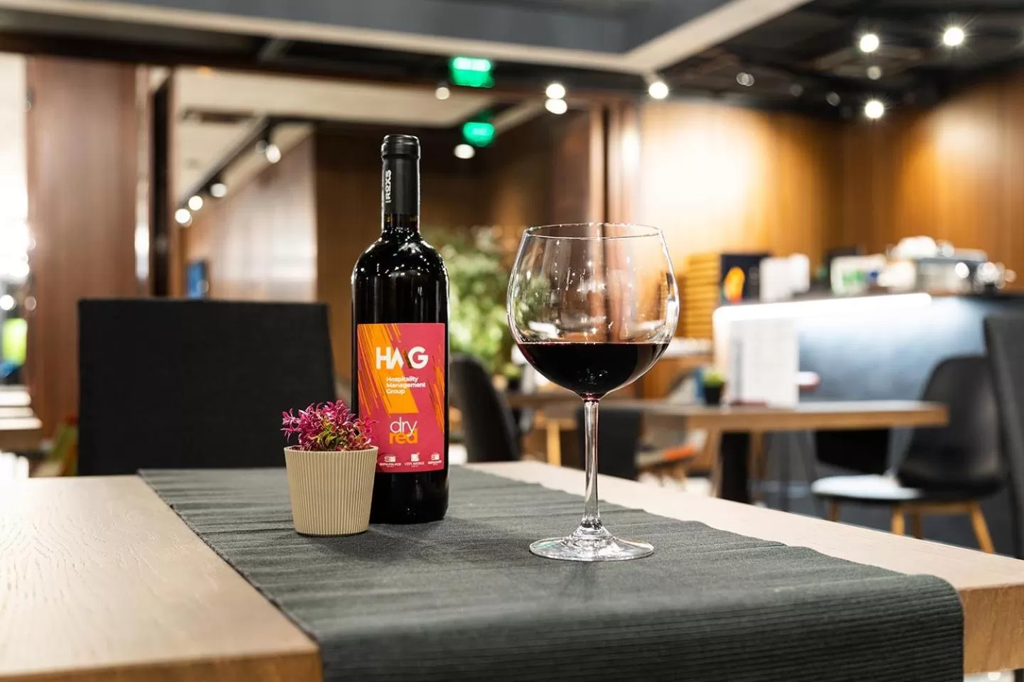 Restaurant/places to eat in Abrazo Sofia Hotel by HMG