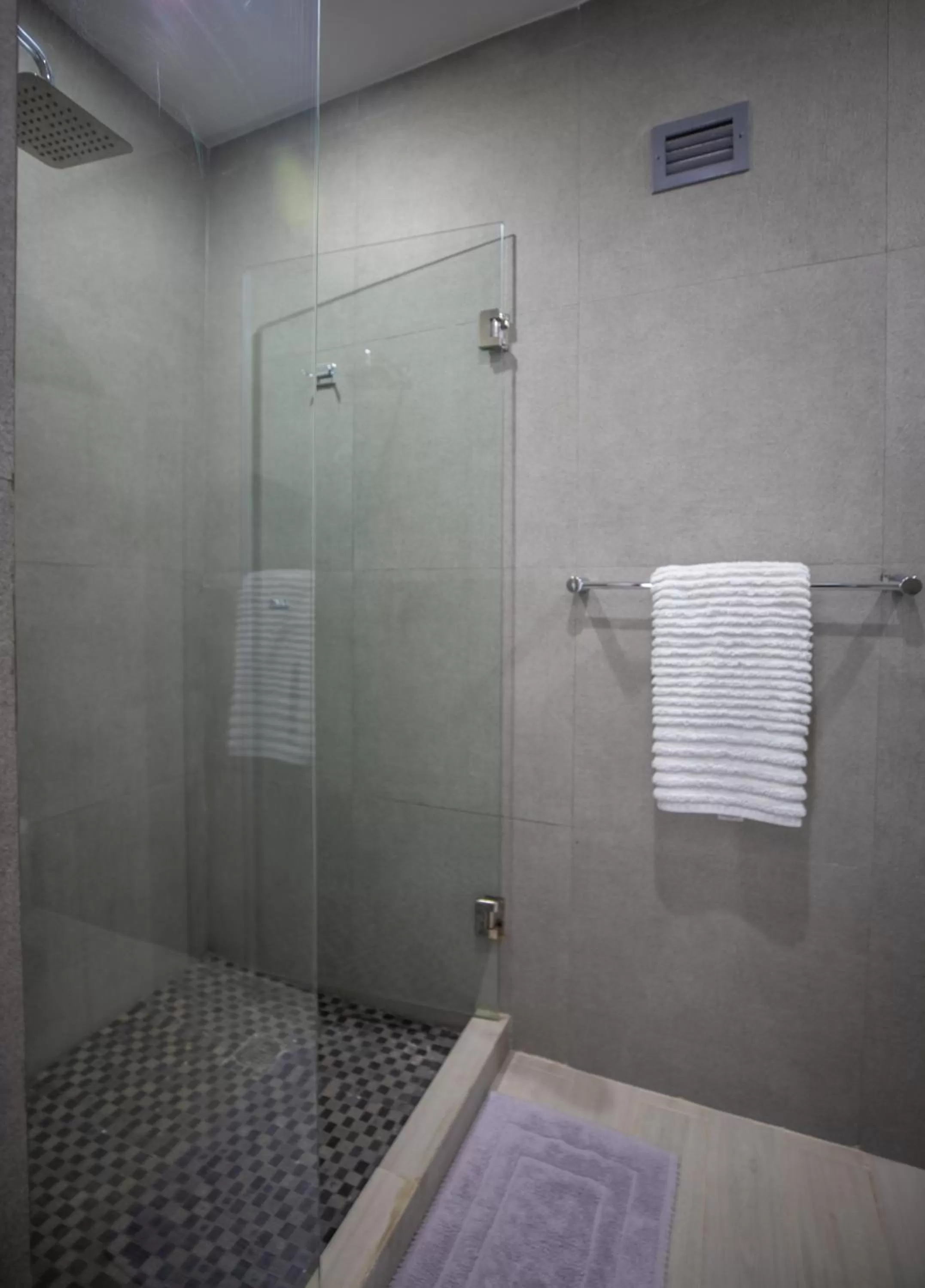 Bathroom in Beachfront Penthouses by LivIN Cancun