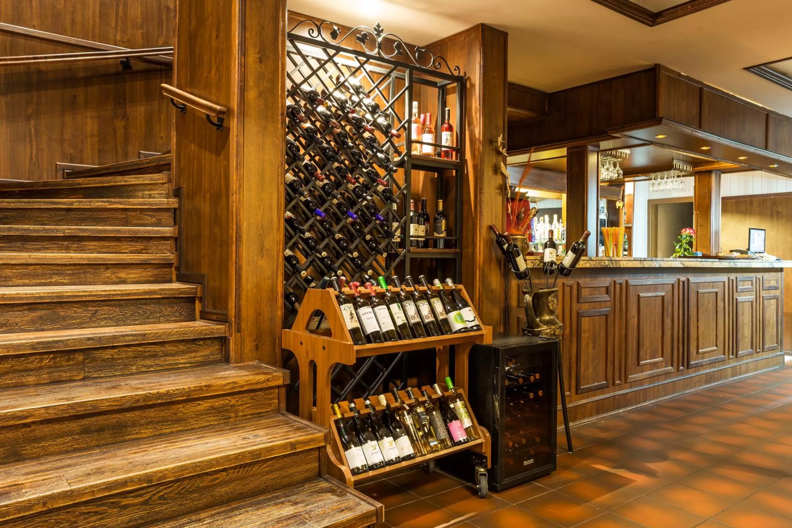 Restaurant/places to eat in Chateau Montagne Hotel Troyan