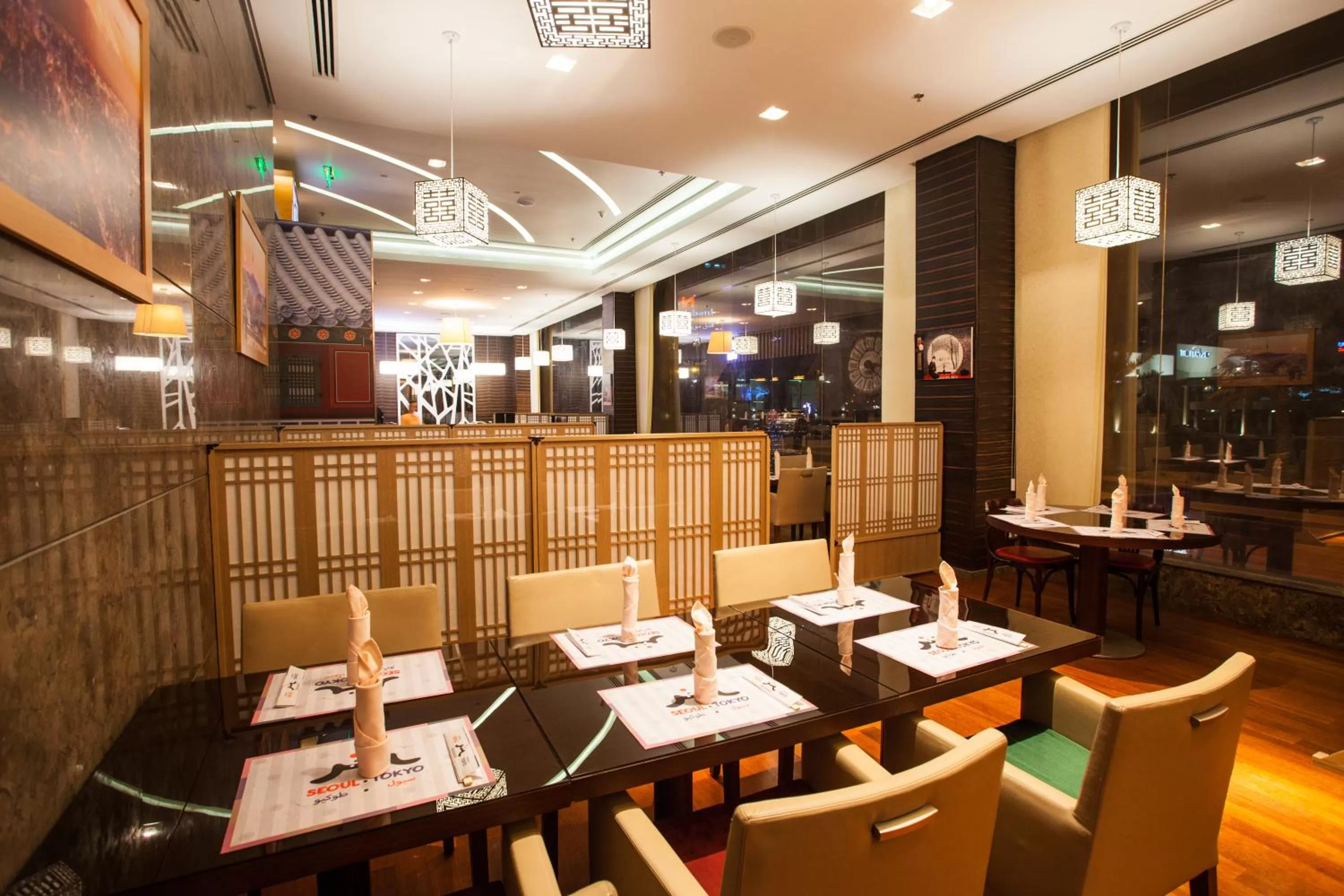 Restaurant/places to eat in Asdal Boutique Hotel Seef