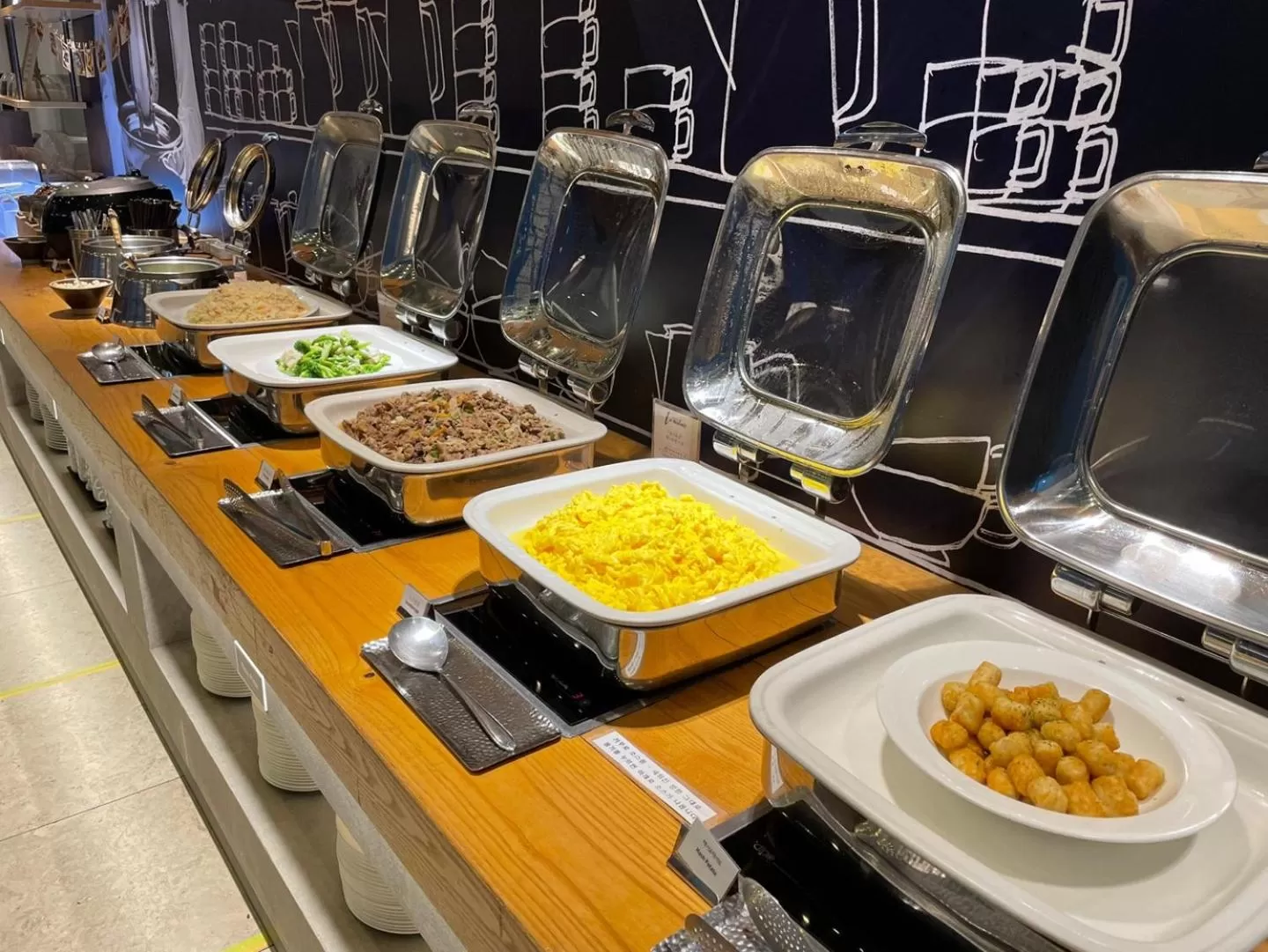 Restaurant/places to eat, Food in ibis budget Ambassador Busan Haeundae