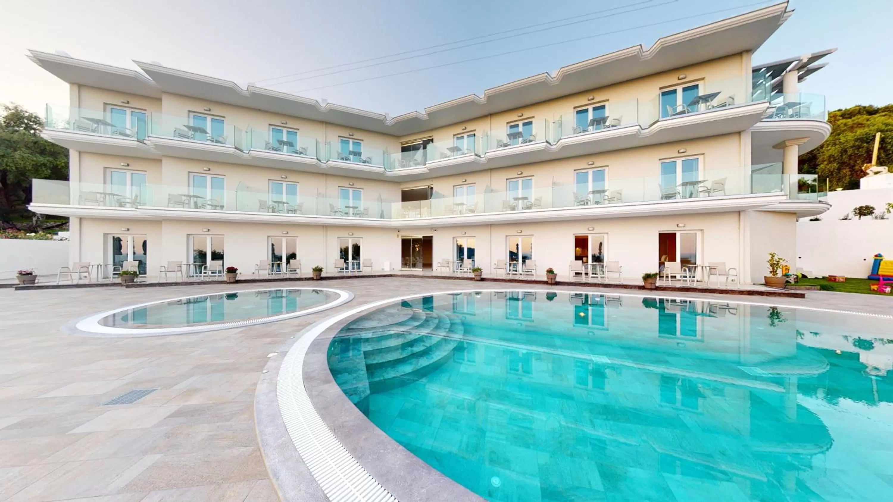 Property building, Swimming Pool in Golden Lion Parga