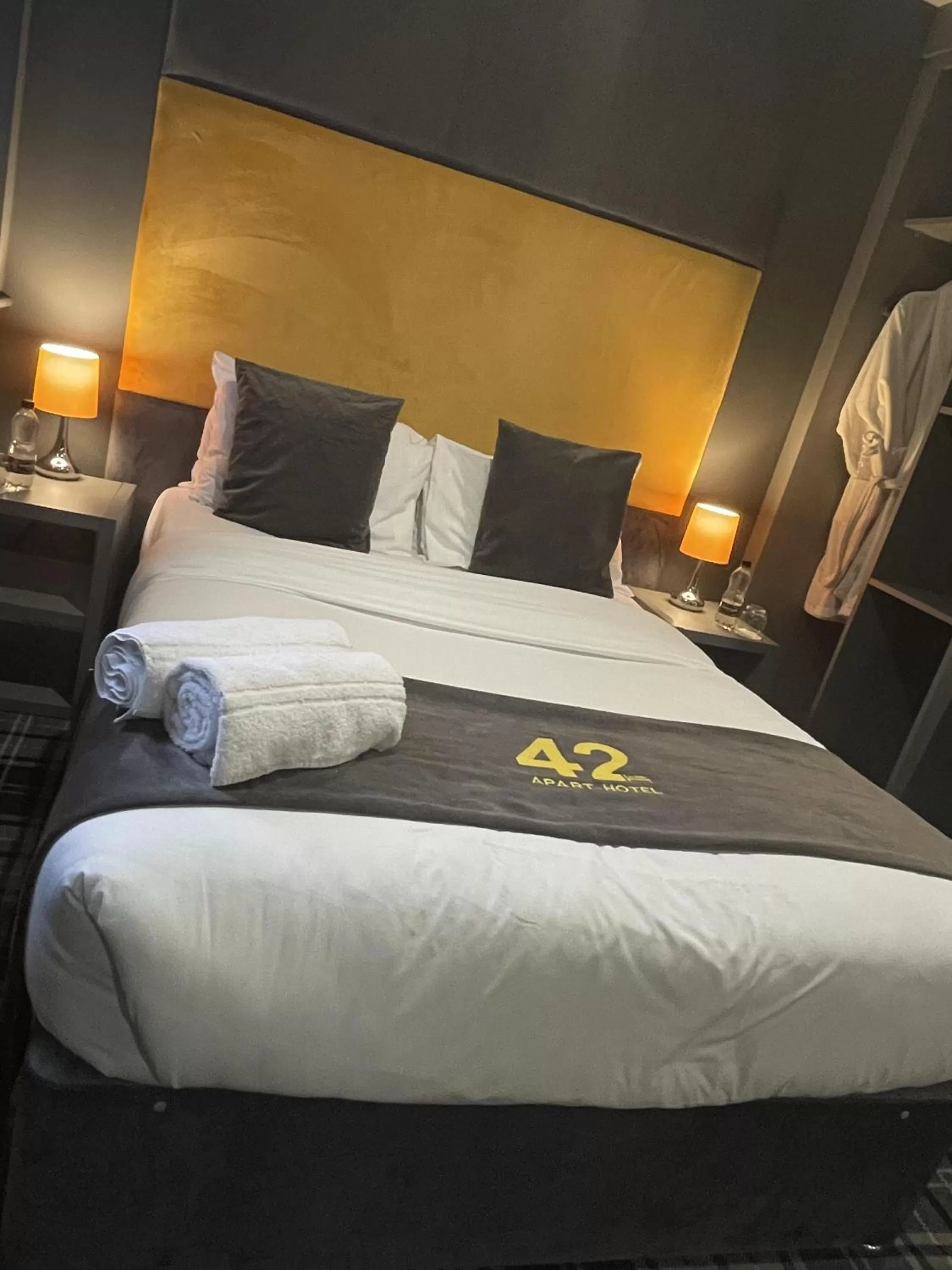 Other, Bed in 42 Apart-Hotel