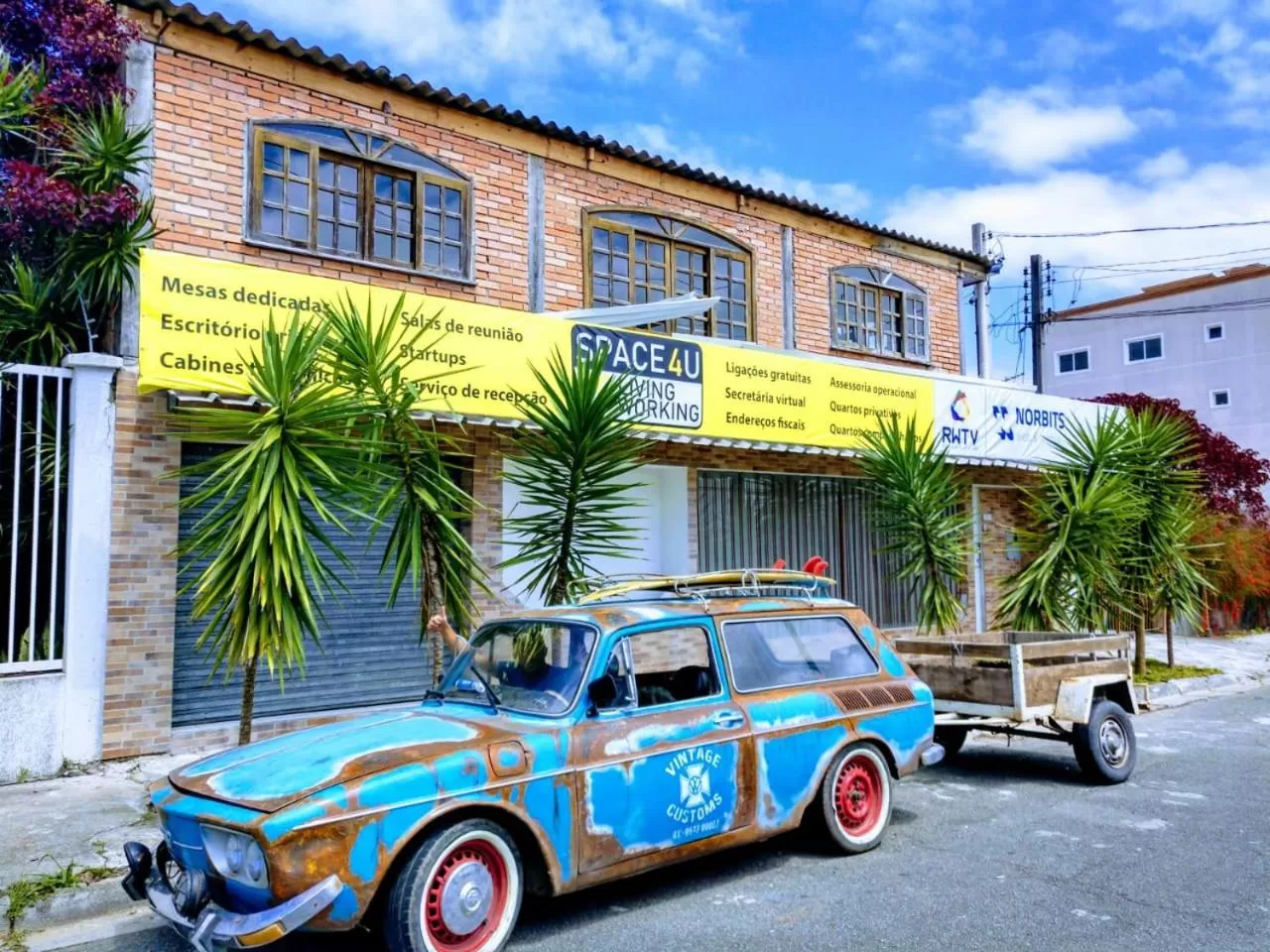 Property building in SPACE 4 U - HOTEL BOUTIQUE TEMÁTICO - Aeroporto