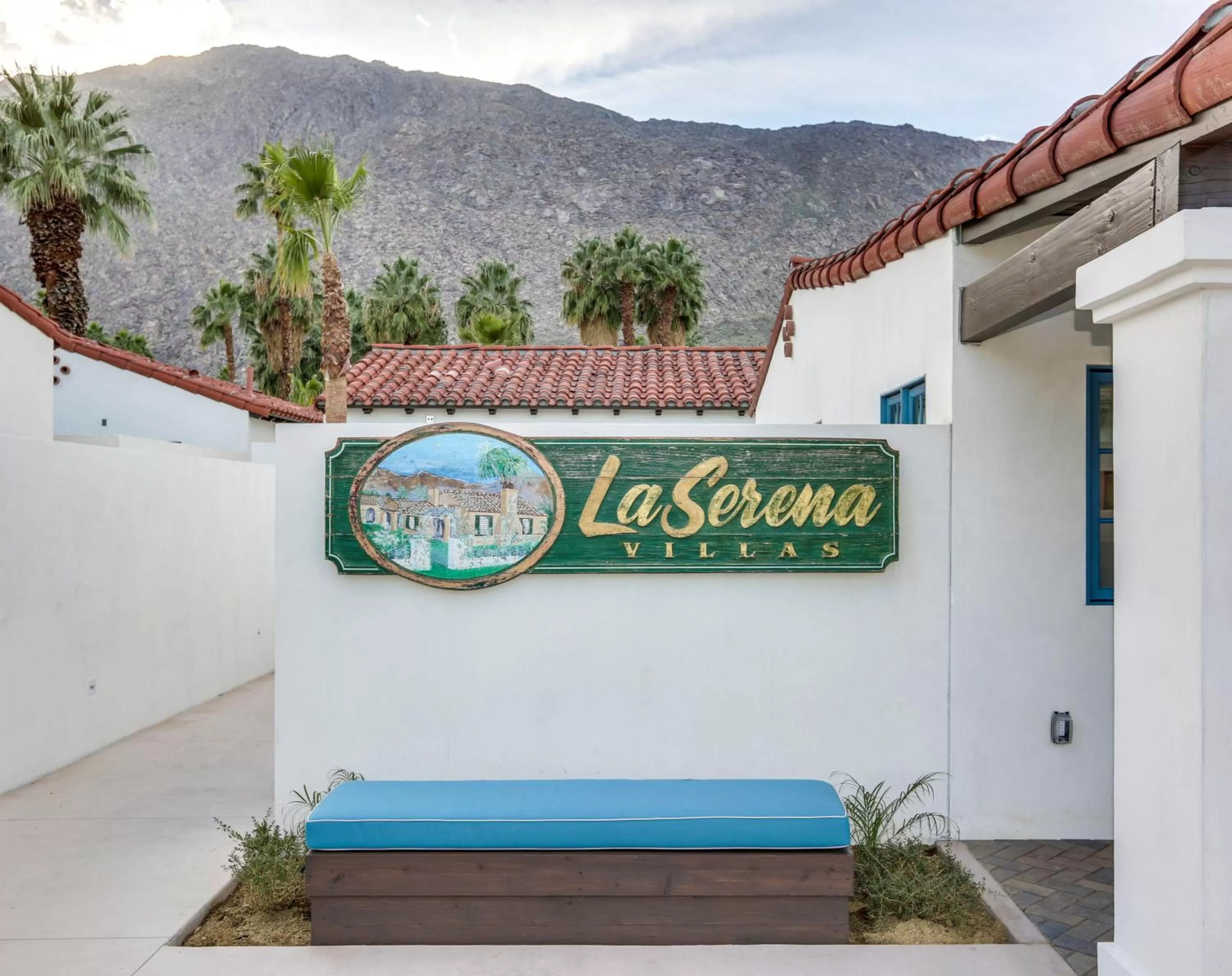 Property building in La Serena Villas