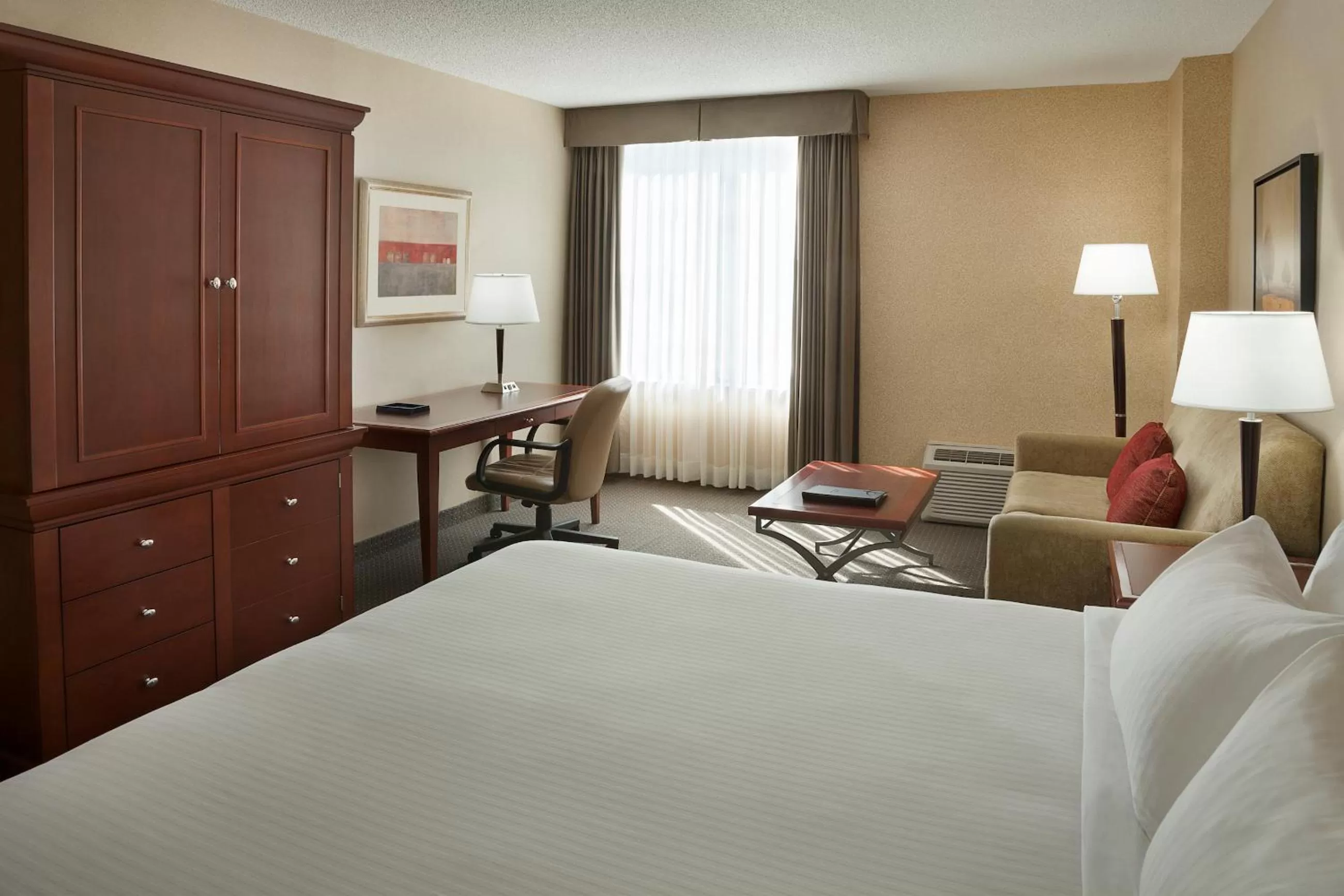 King Room in Hotel Halifax