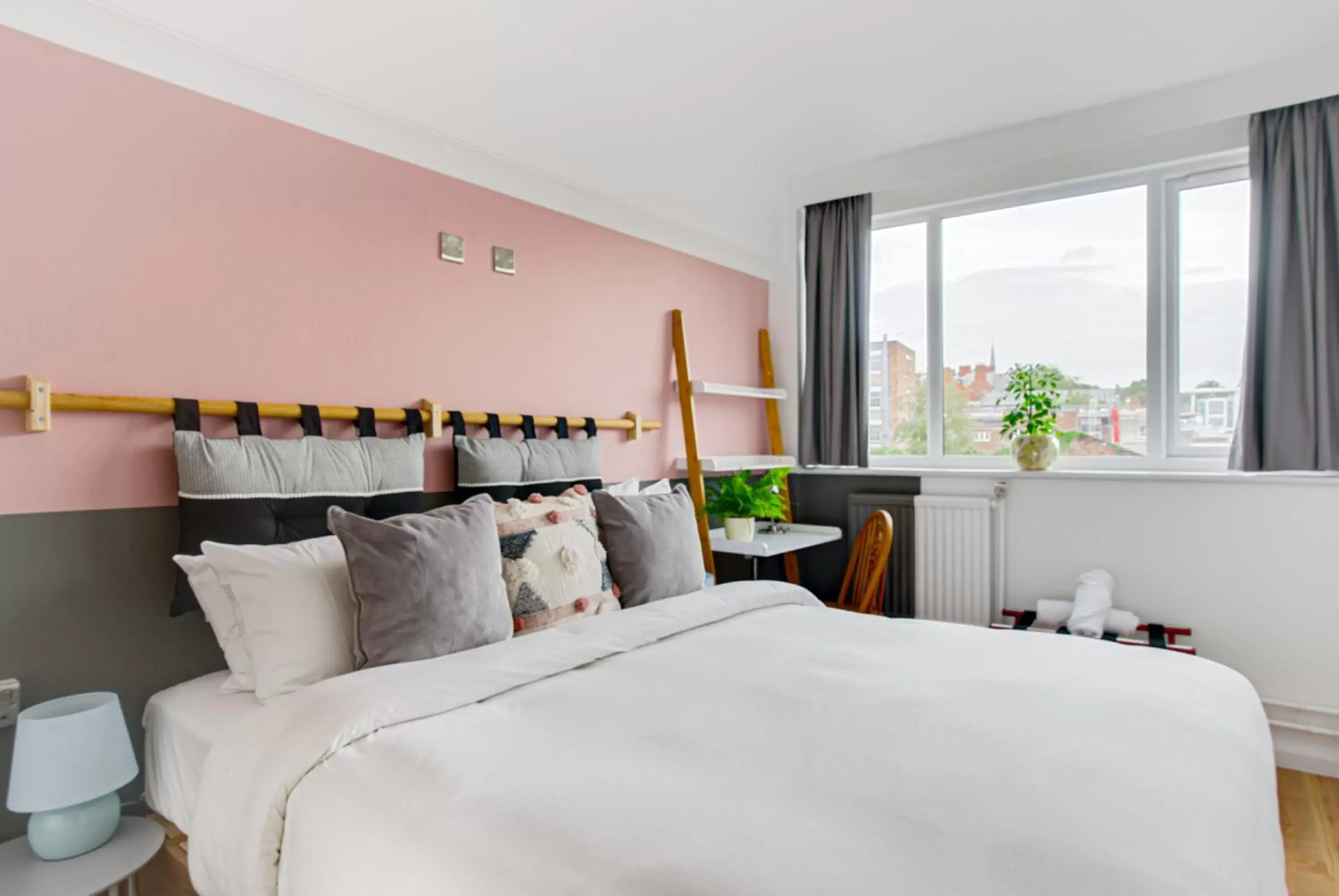 Photo of the whole room, Bed in Selina Liverpool Photo of the whole room, Bed in Selina Liverpool